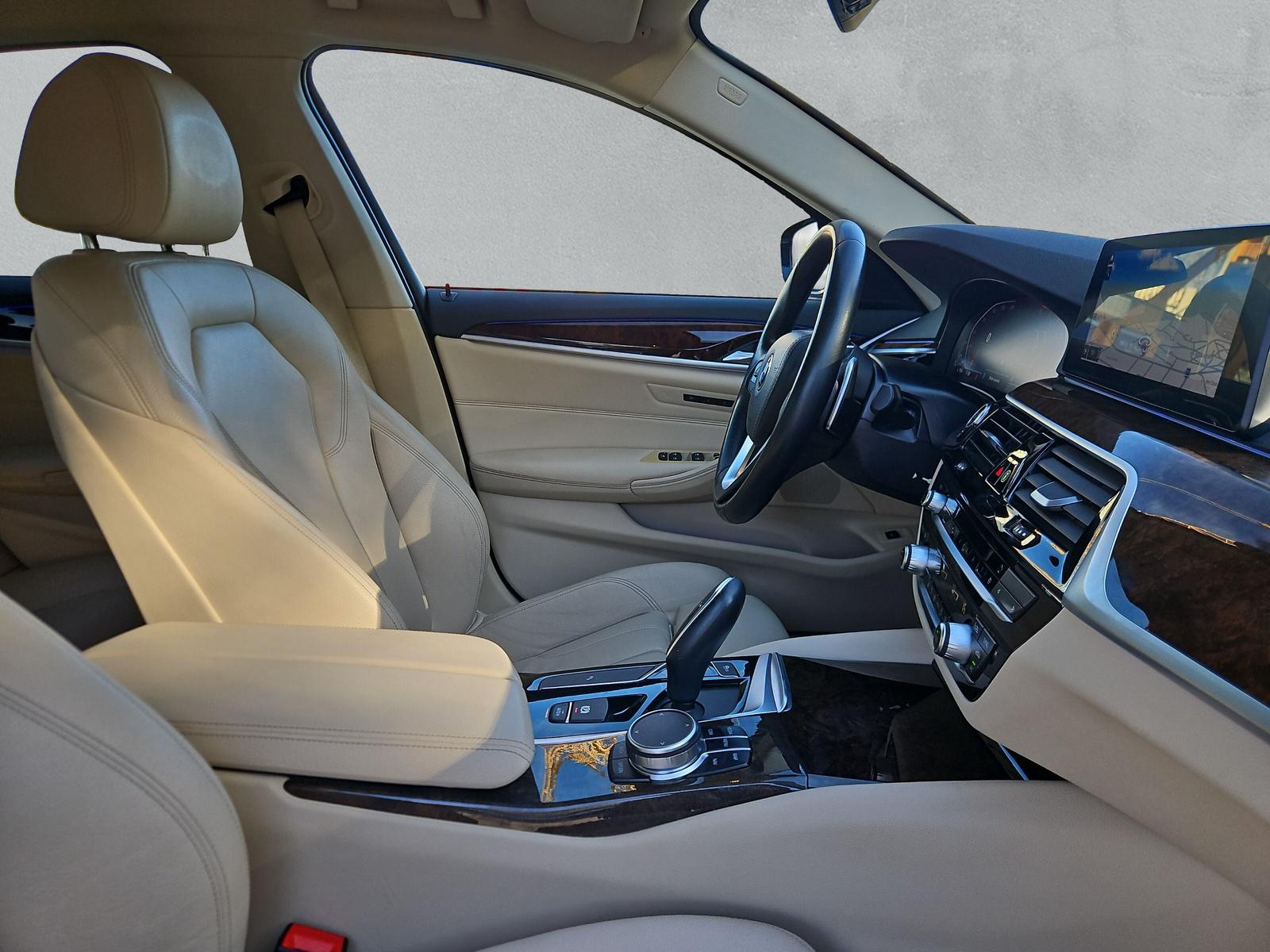BMW 520d Sport Line xDrive G30 (CH) - 14