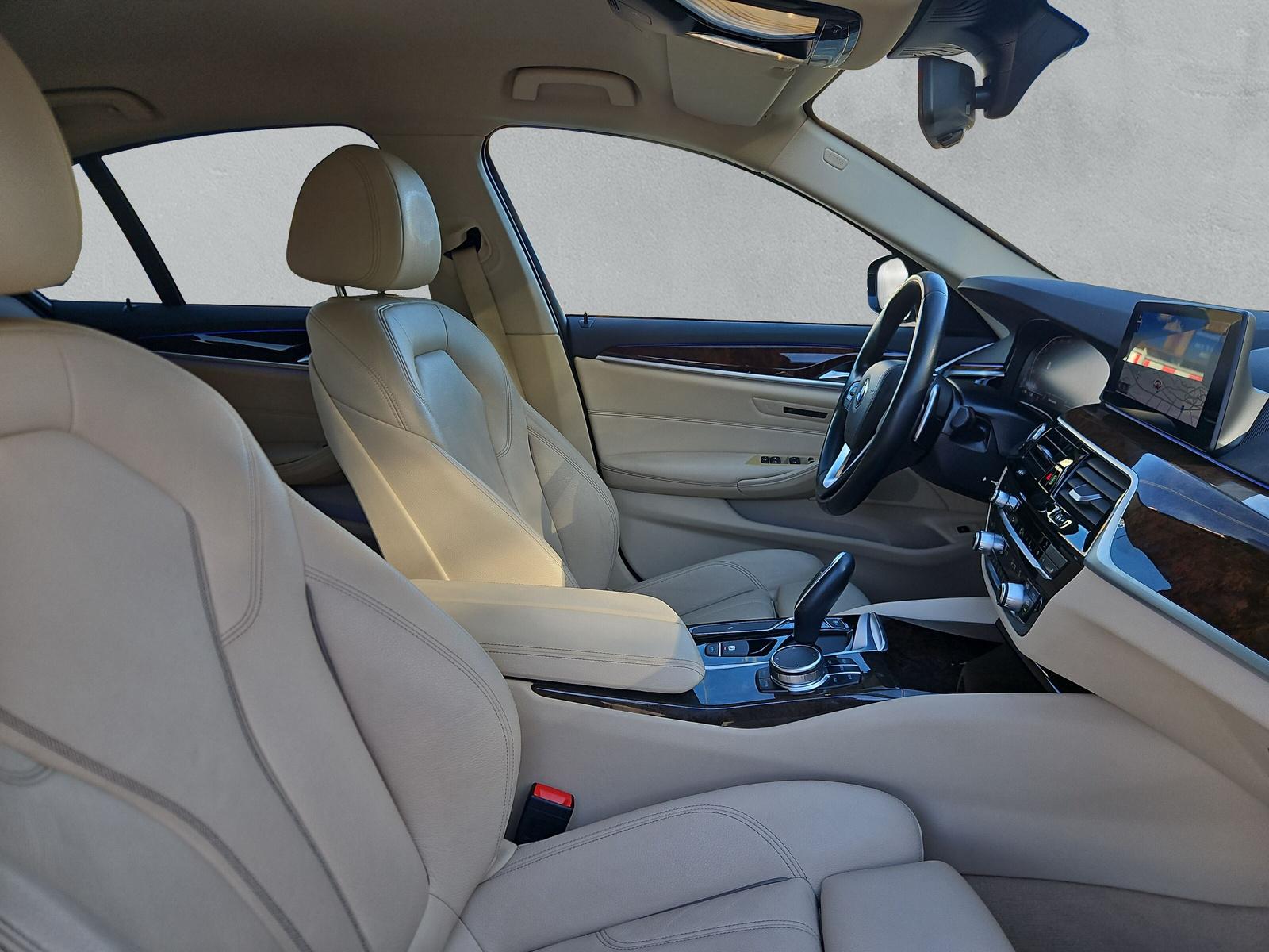 BMW 520d Sport Line xDrive G30 (CH) - 13