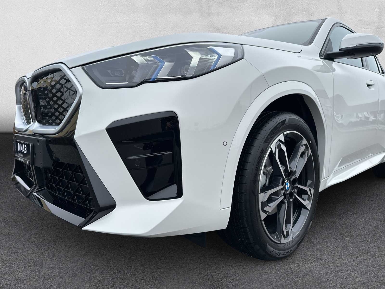 BMW iX2 eDrive 20 M Sport **Action de leasing à 0.9%** - 8