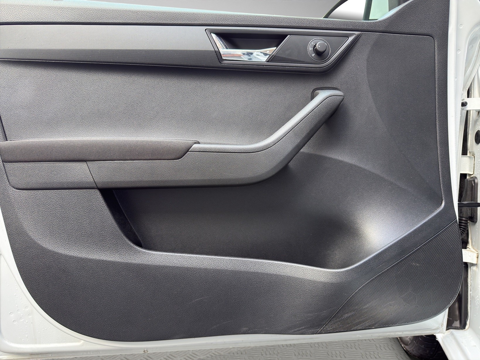 SKODA Fabia 1.2 TSI Ambition DSG MT - 9