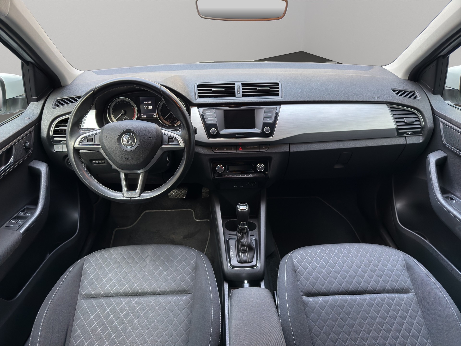 SKODA Fabia 1.2 TSI Ambition DSG MT - 8