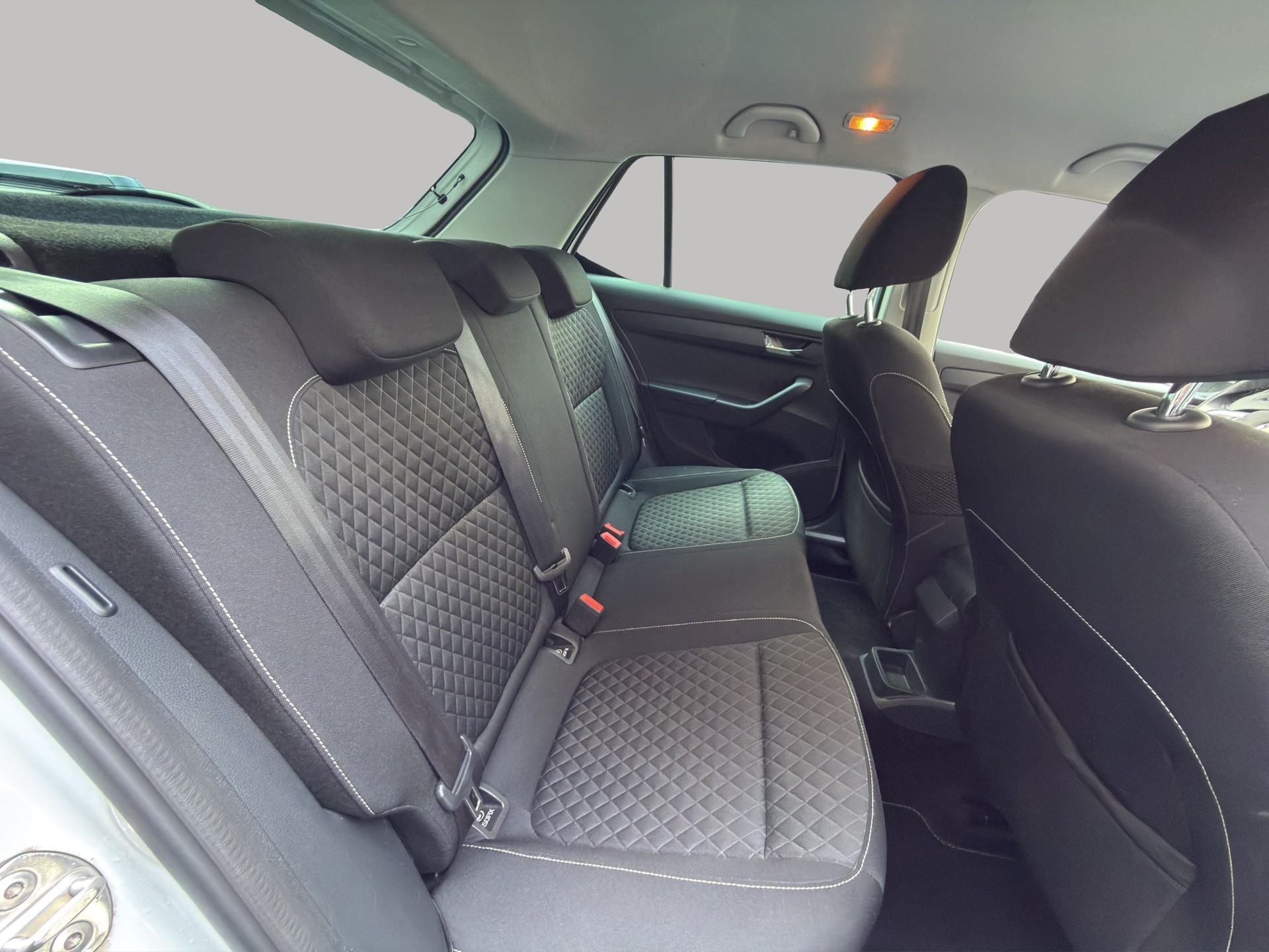 SKODA Fabia 1.2 TSI Ambition DSG MT - 10