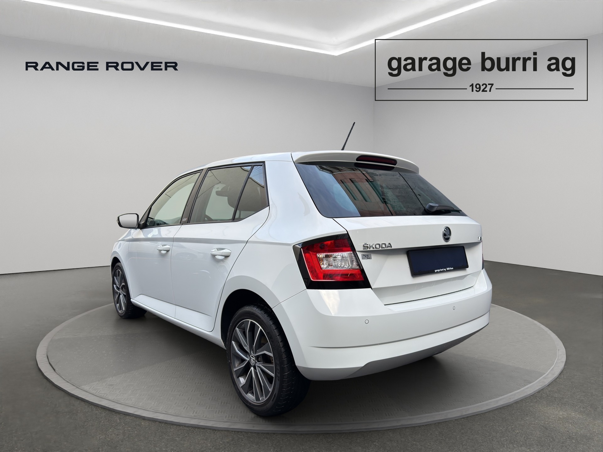 SKODA Fabia 1.2 TSI Ambition DSG MT - 2