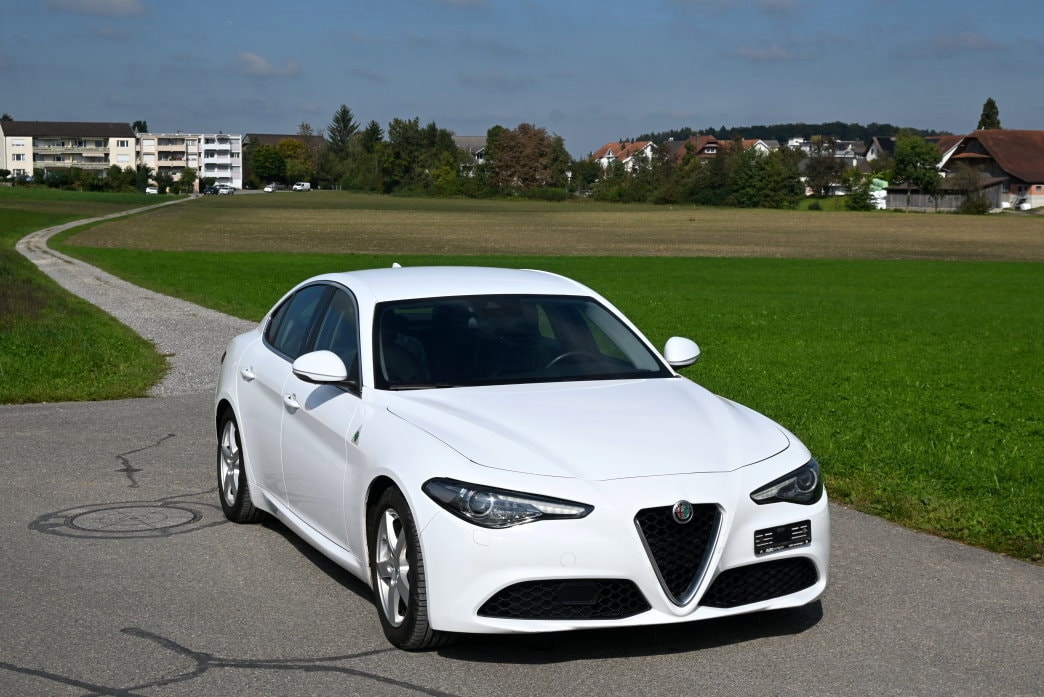 ALFA ROMEO Giulia 2.2 JTDM Super Automatic - 2