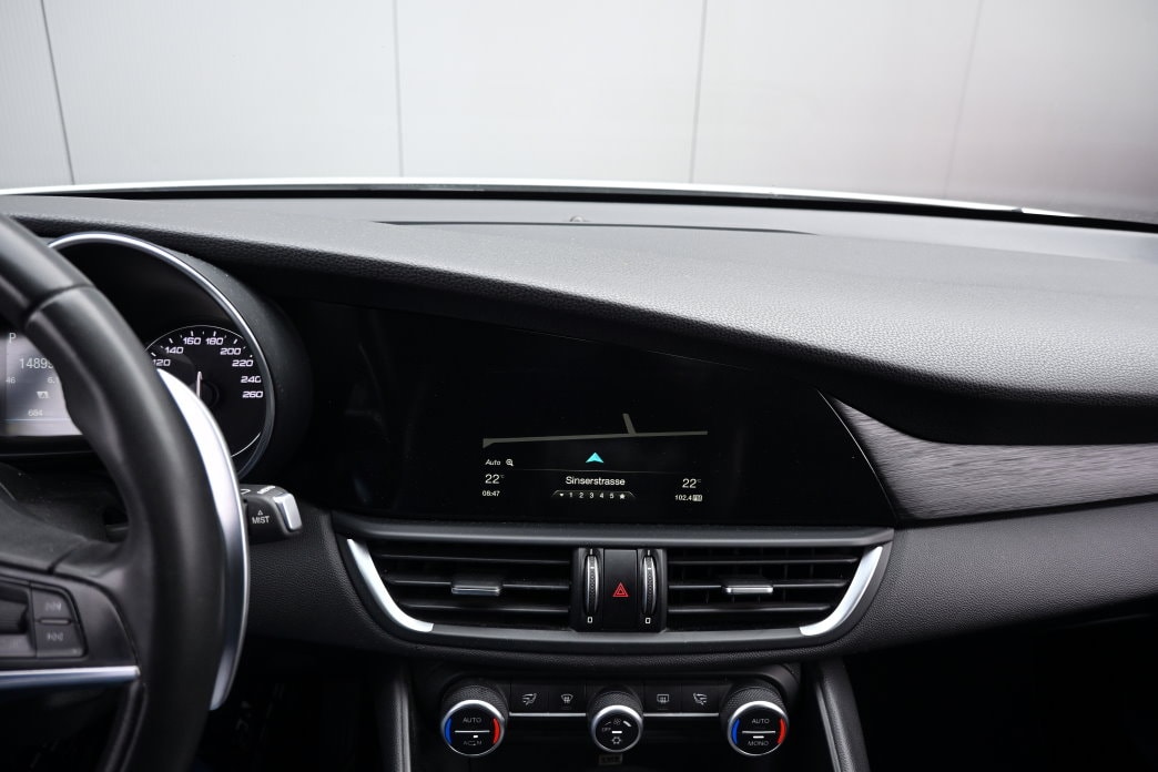 ALFA ROMEO Giulia 2.2 JTDM Super Automatic - 12