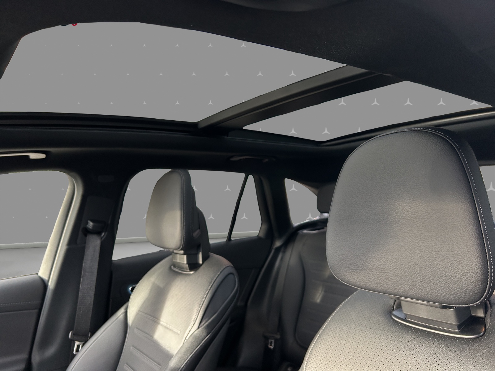 MERCEDES-BENZ GLC 200 4Matic 9G-Tronic - 11