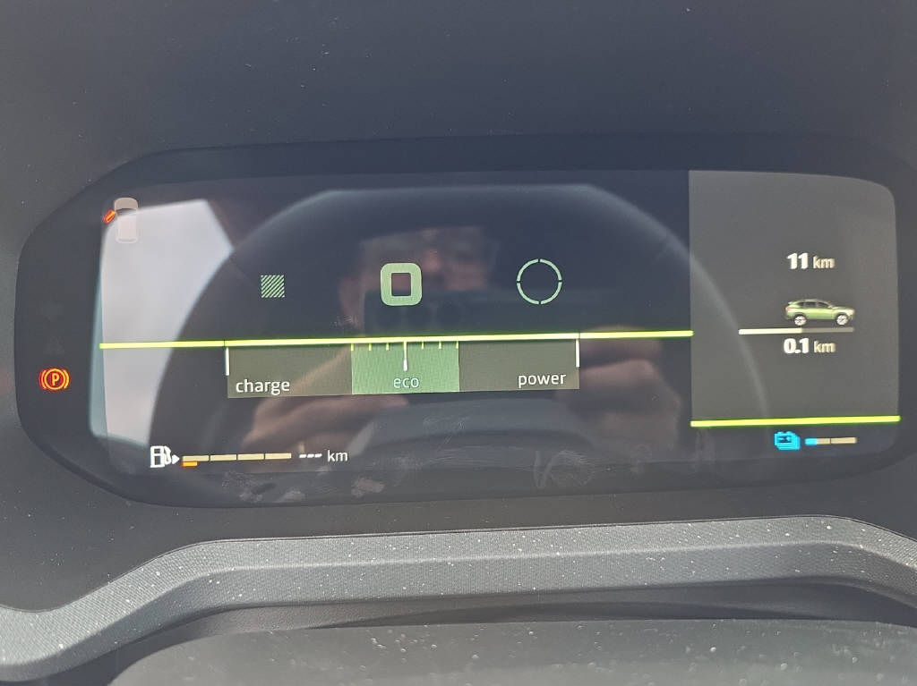 DACIA Bigster 1.8 Hybrid Journey - 14