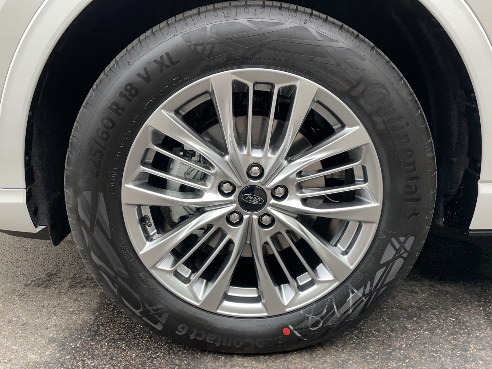 FORD Kuga 2.5 Plug-in Hybrid Vignale - 15