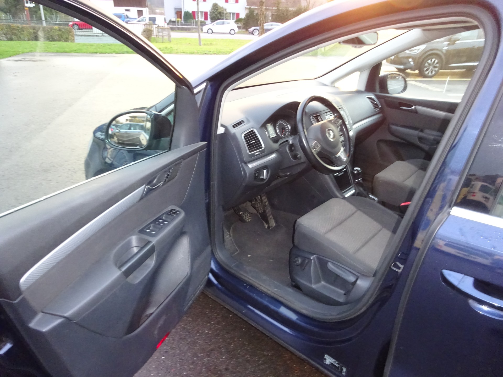 VW Sharan 2.0 TDI BMT Comfortline 4Motion - 8