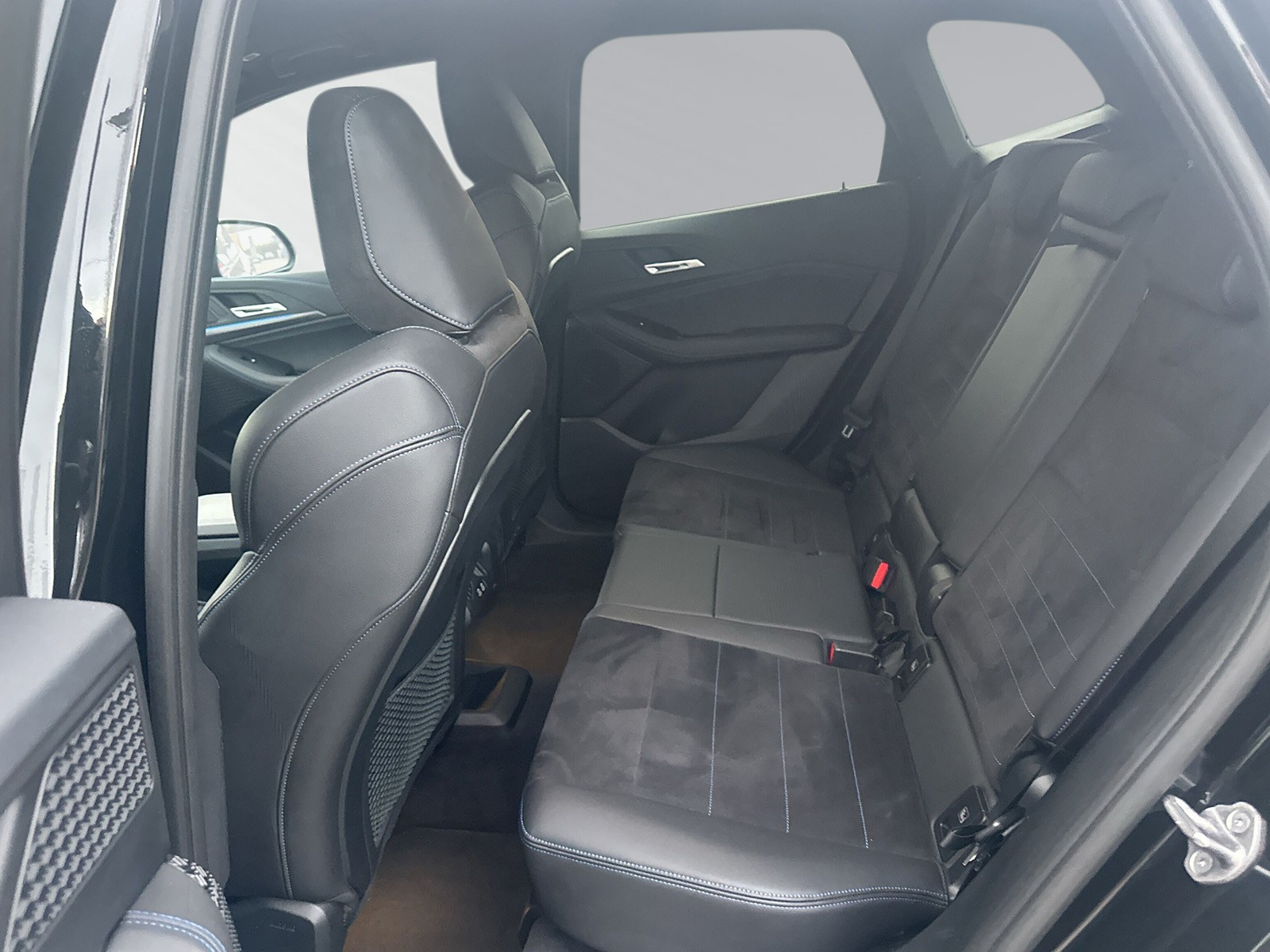 BMW 218d Active Tourer M Sport DKG - 7