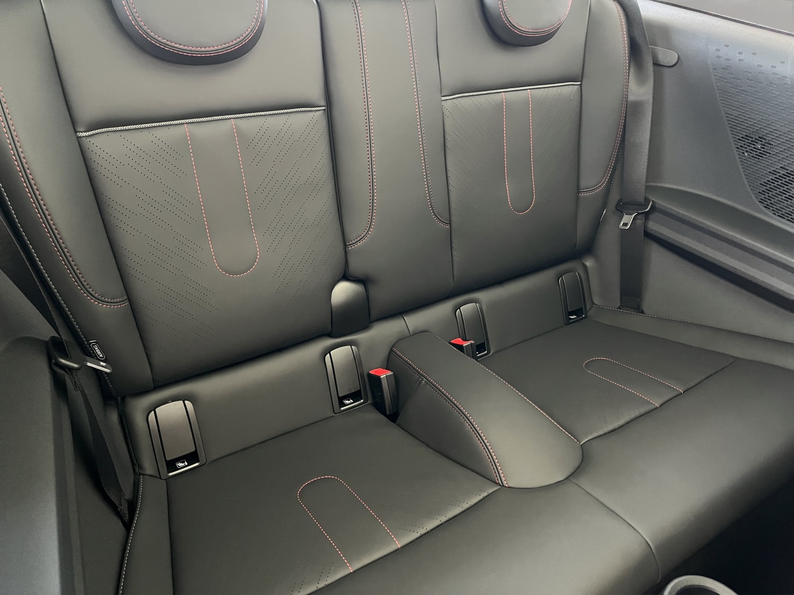 MINI Cooper John Cooper Works DKG - 12