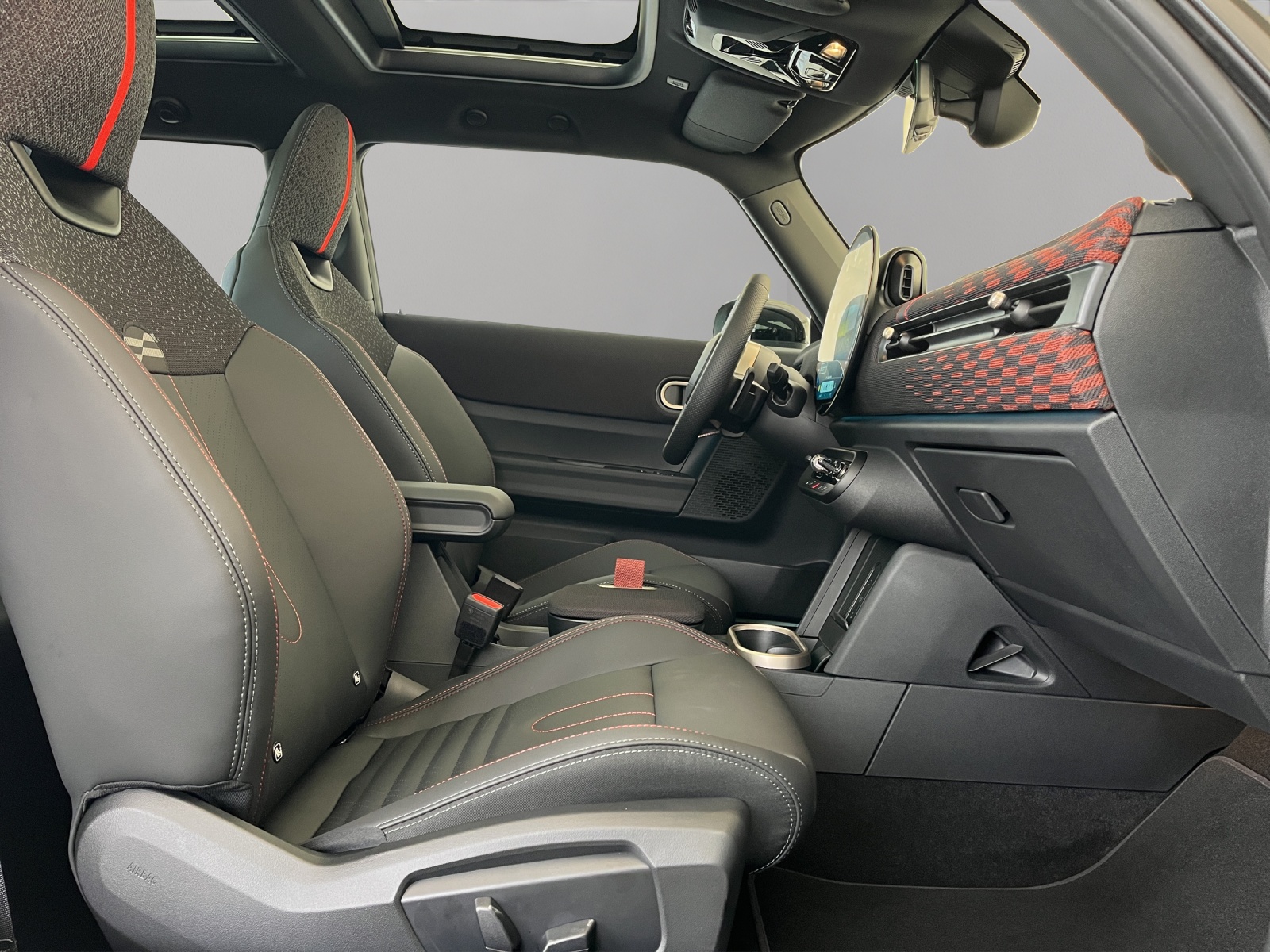 MINI Cooper John Cooper Works DKG - 18