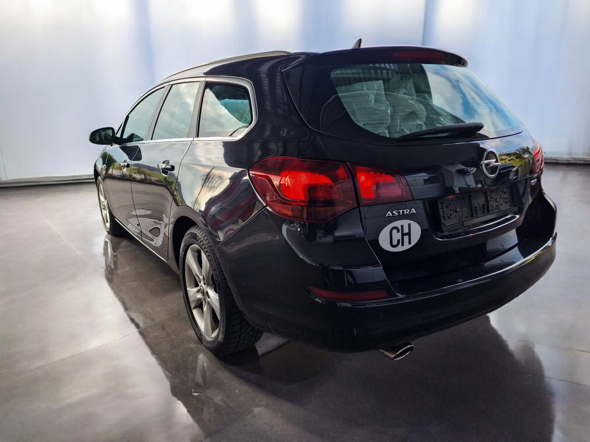 OPEL Astra SportsTourer 2.0 CDTi Sport 12Mt Gara MFK Neu - 8