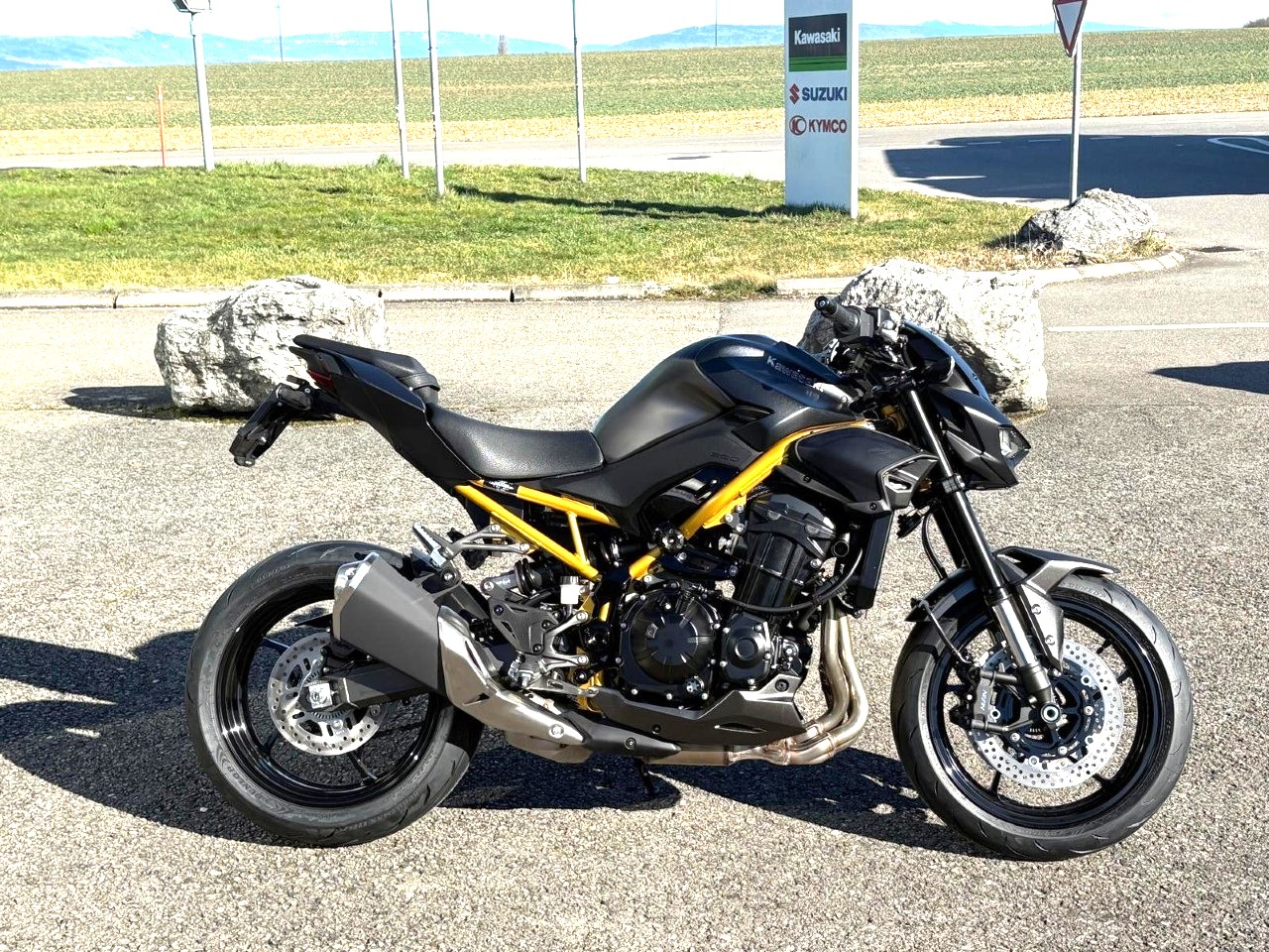 KAWASAKI Z 900