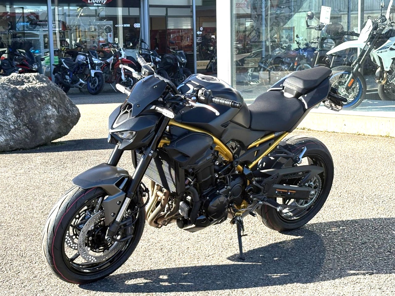 KAWASAKI Z 900 (35kW) - 3