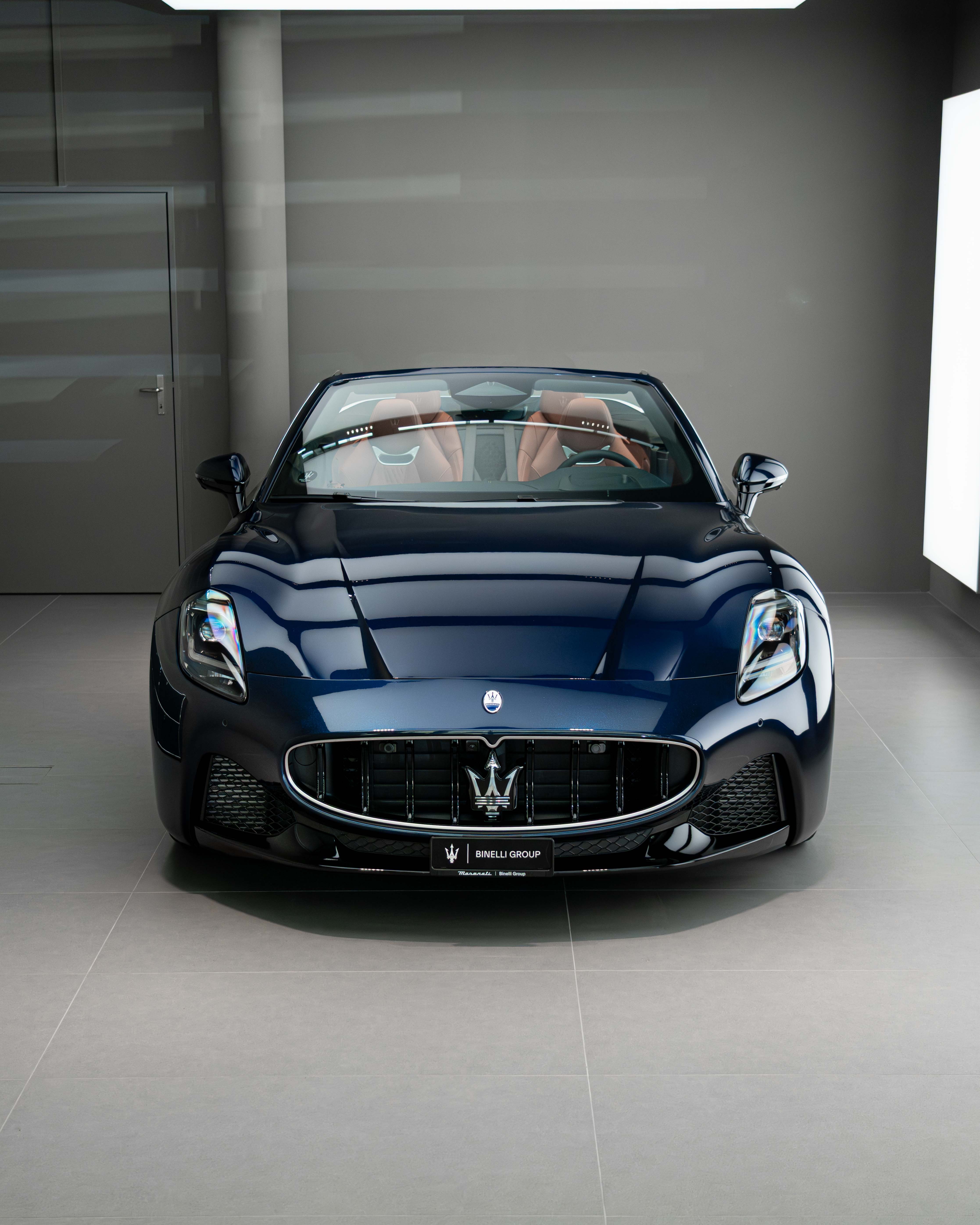 GranCabrio Modena - Blu Nobile FUORISERIE - 2.99% Leasing
