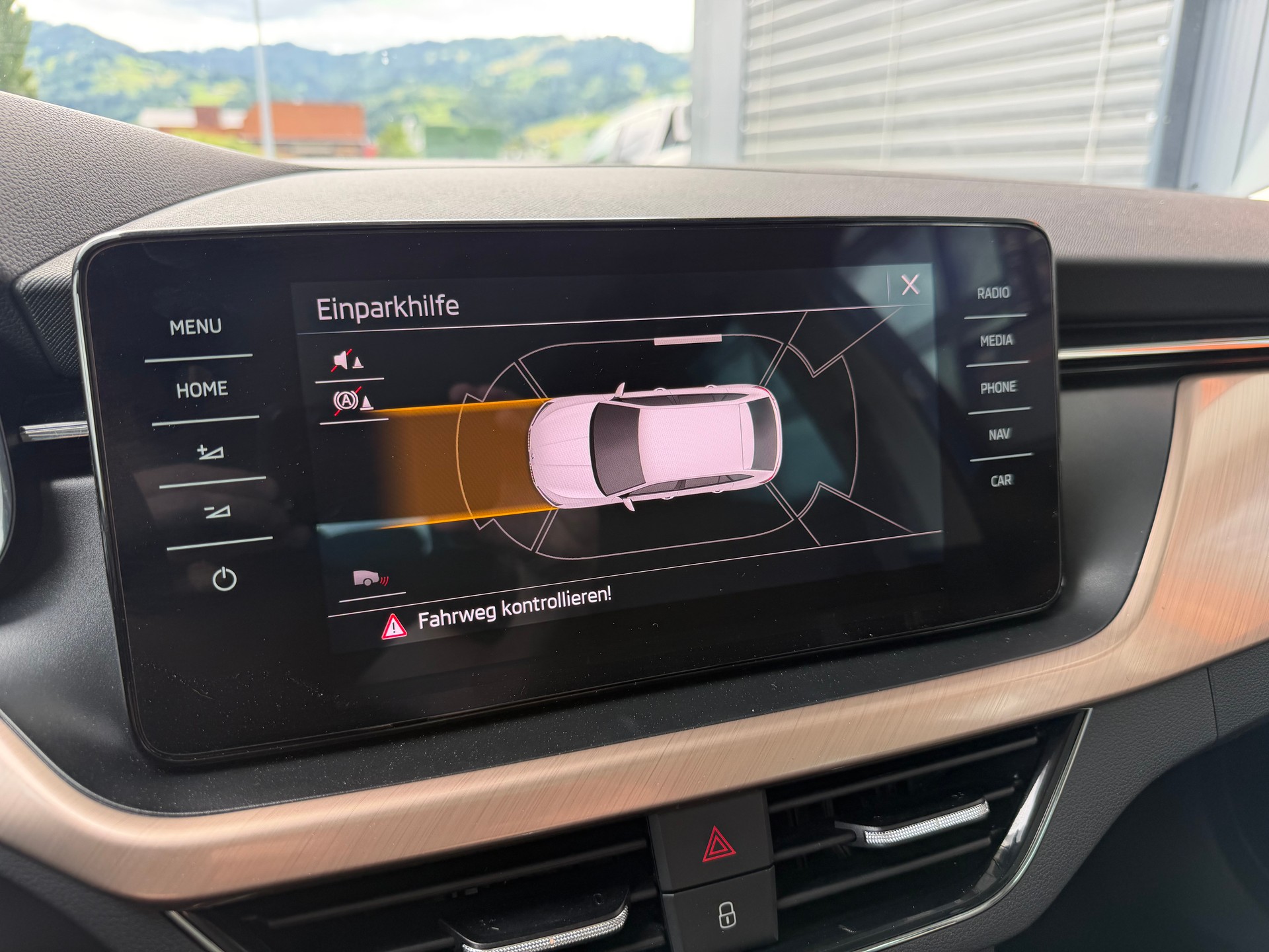 SKODA Scala 1.5 TSI ACT Style DSG - 14