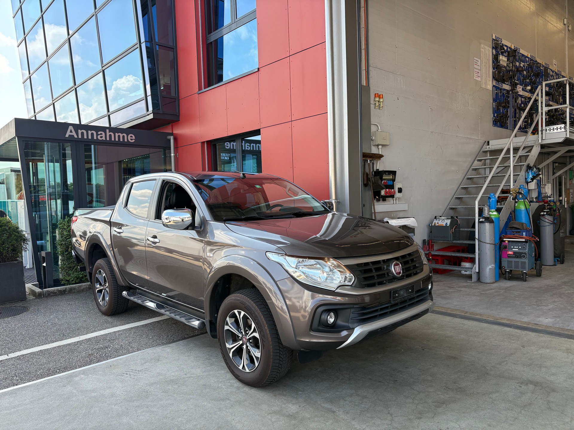 MITSUBISHI L 200 2.4 Diamond Double Cab A