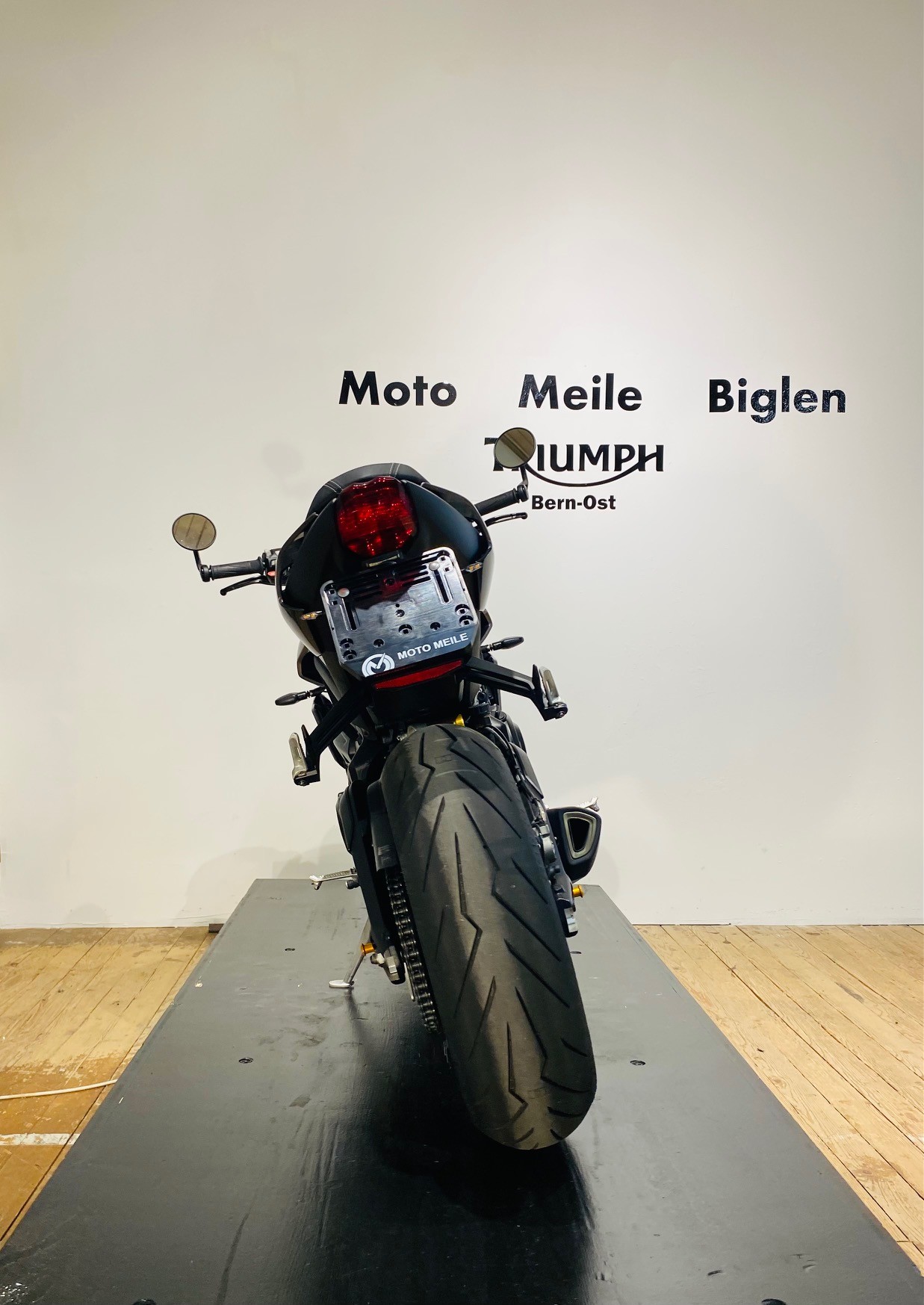 TRIUMPH Street Triple RS 765 - 8