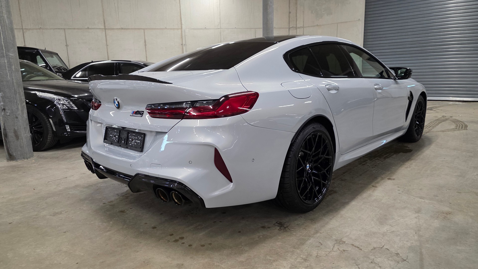 BMW M8 xDrive M Competition Steptronic - 4