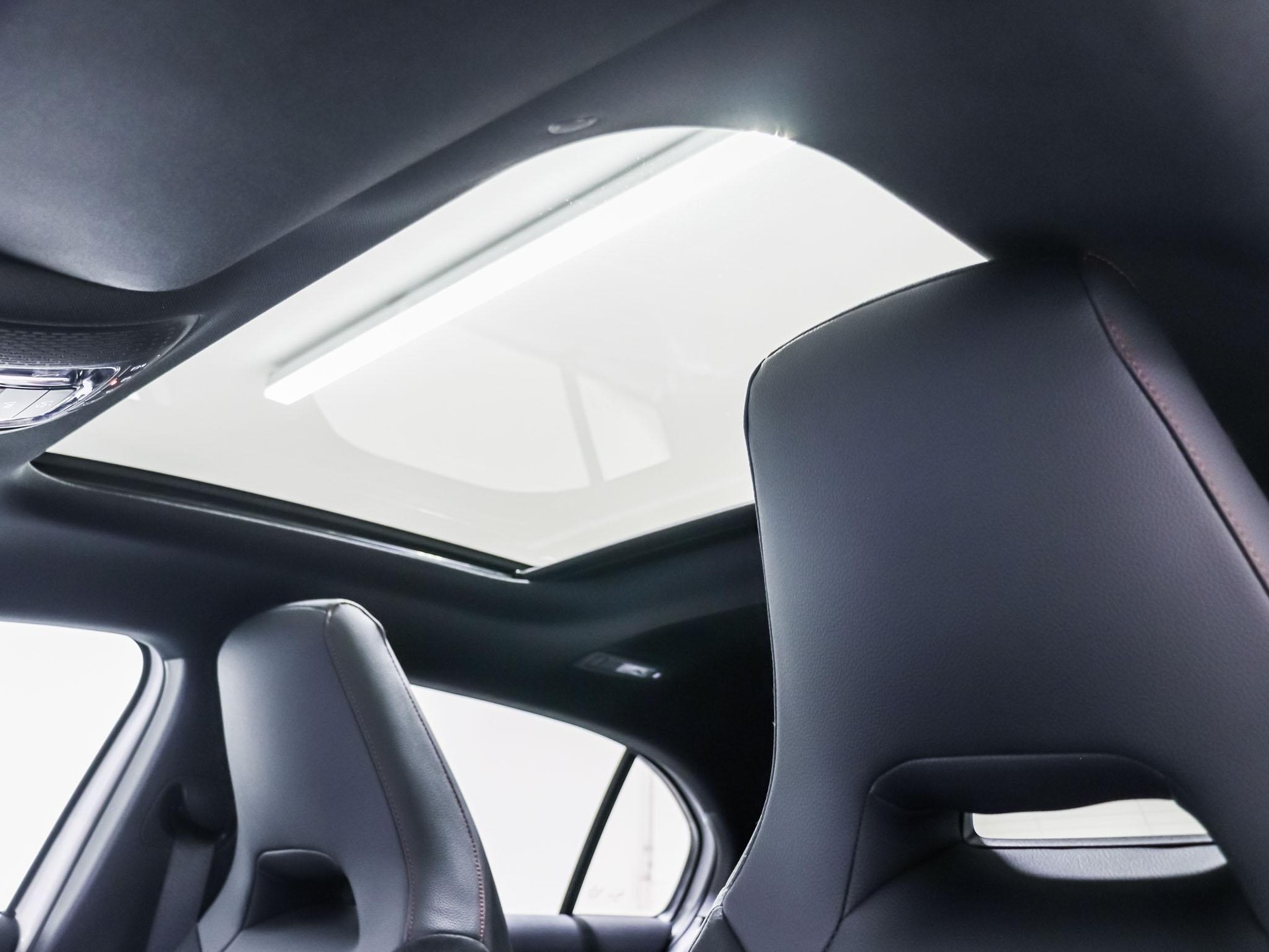 MERCEDES-BENZ A 250 4MATIC - 9