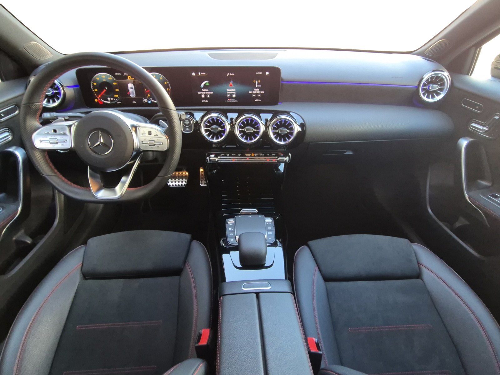 MERCEDES-BENZ A 250 4Matic 8G-DCT - 10