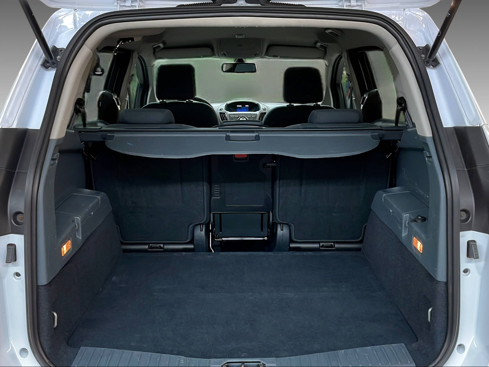 FORD Grand C-Max 1.6i EB SCTi 182 Titan. S/S - 13