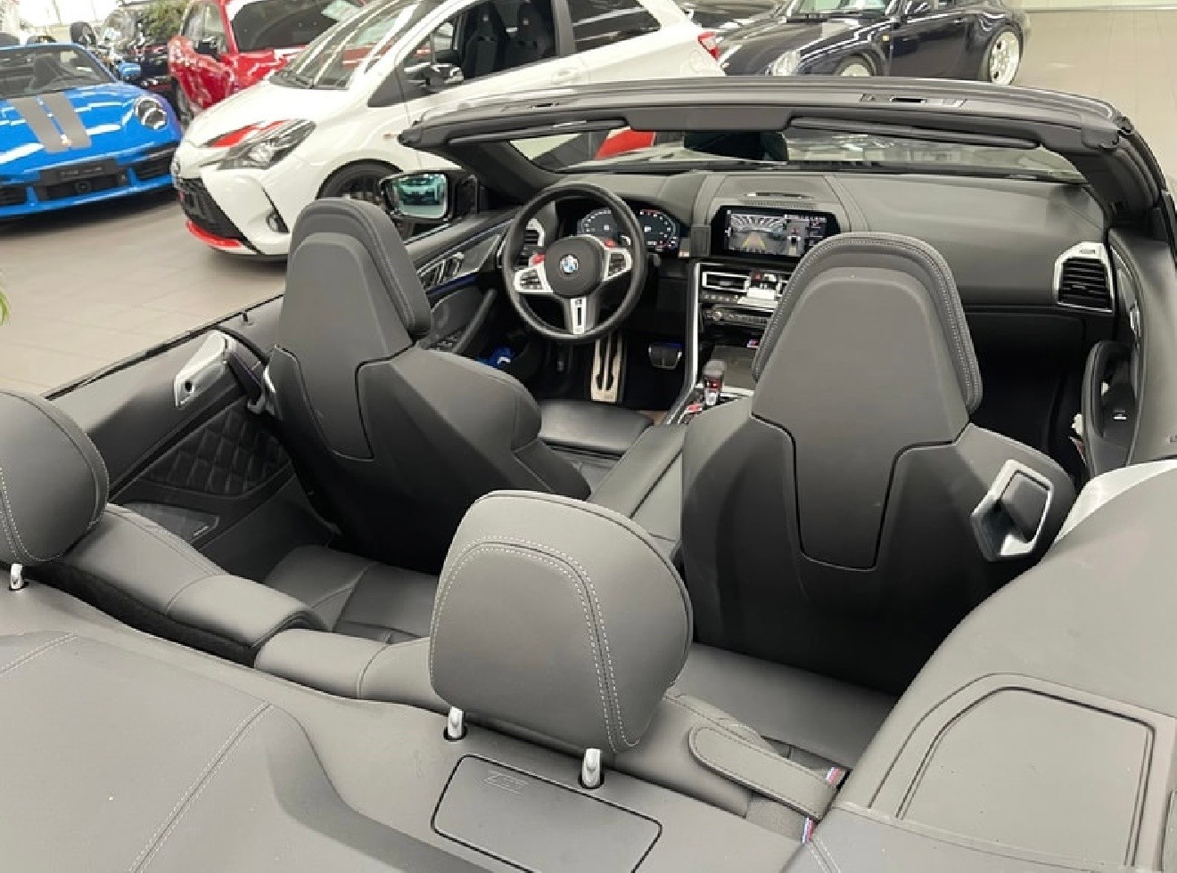 BMW M8 xDrive M Competition Steptronic - 10