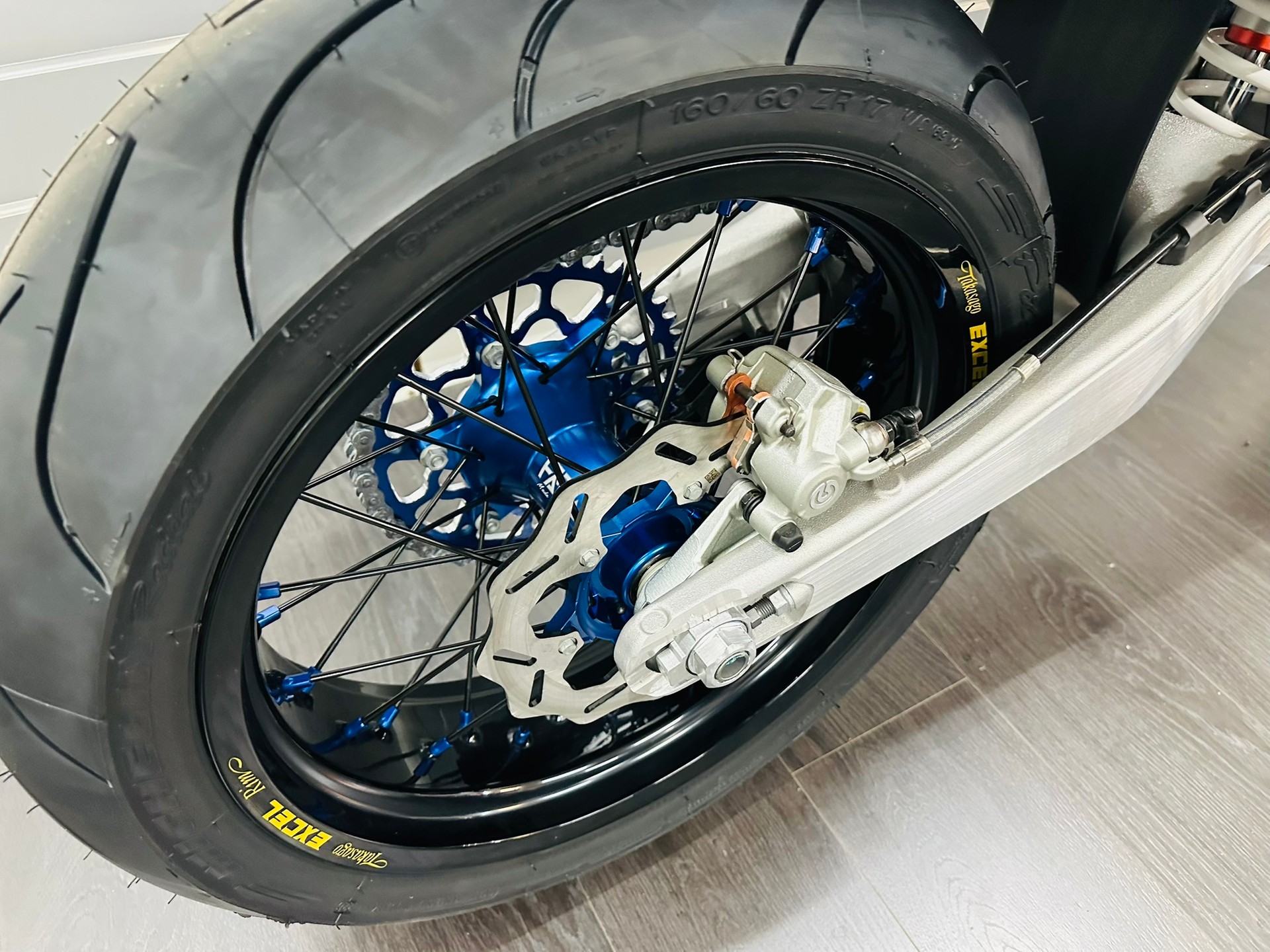 HUSQVARNA FE 501 Supermoto - 7
