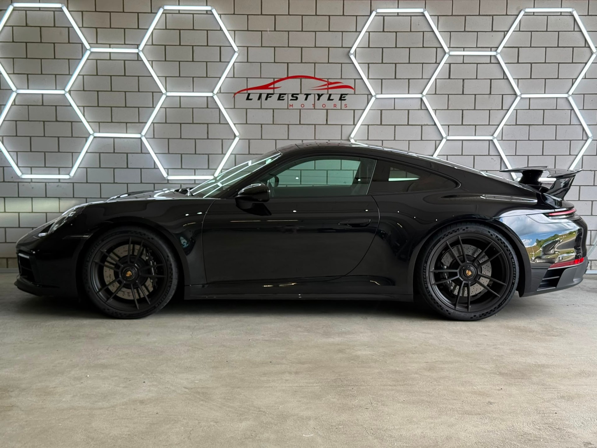 PORSCHE 911 992.1 Carrera GTS PDK mit Aerokit - 2
