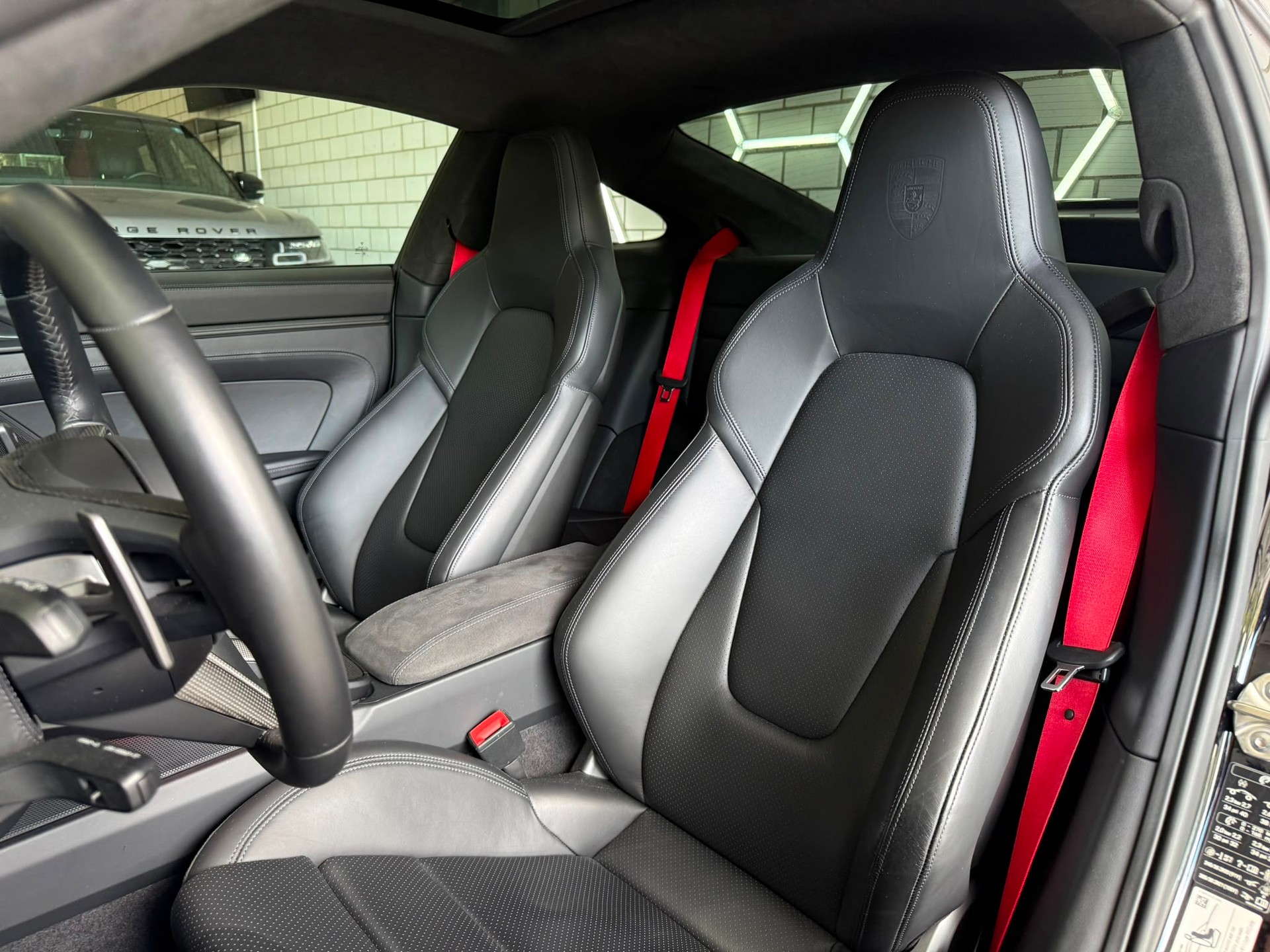 PORSCHE 911 992.1 Carrera GTS PDK mit Aerokit - 12