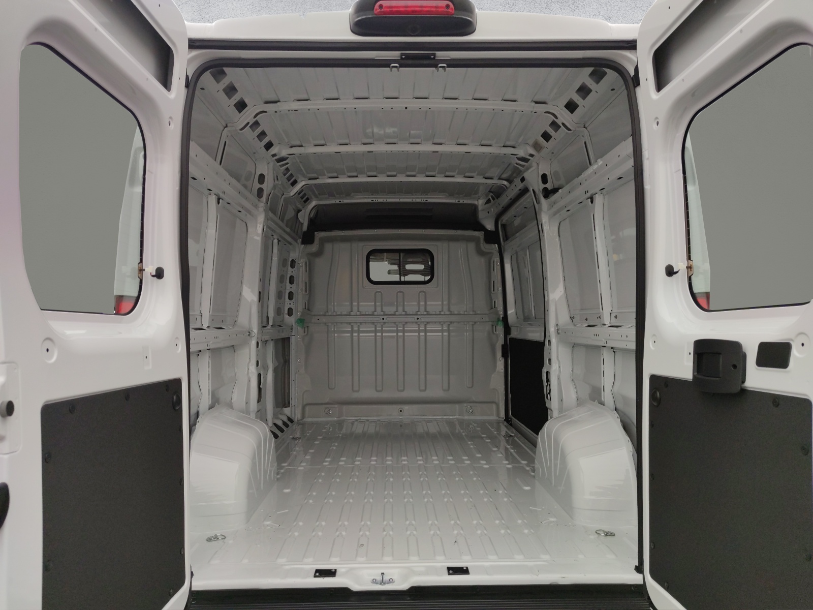 PEUGEOT Boxer Kaw. 333 L2H2 2.2 BlueHDi 140 S/S - 8