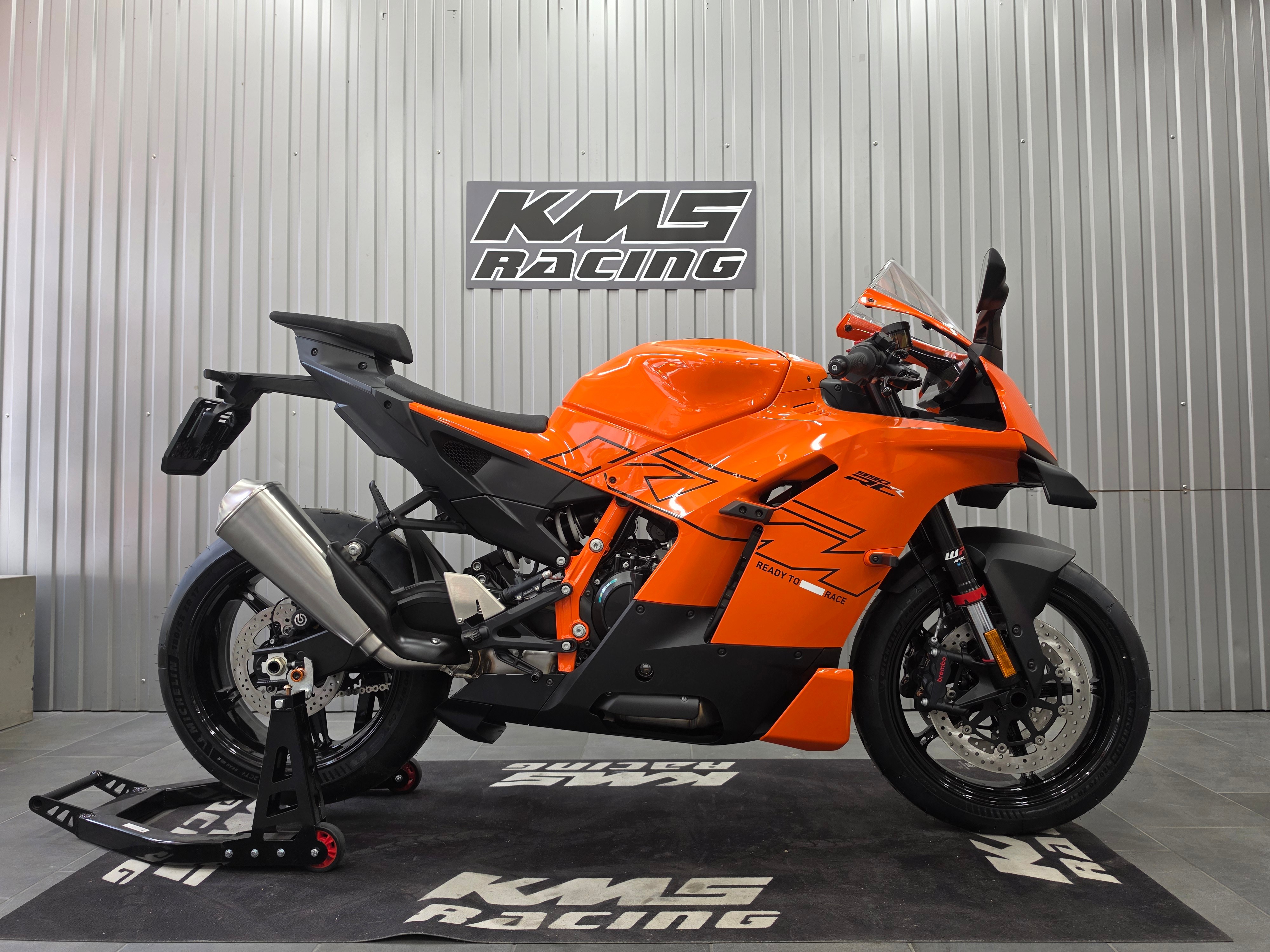 KTM 990
