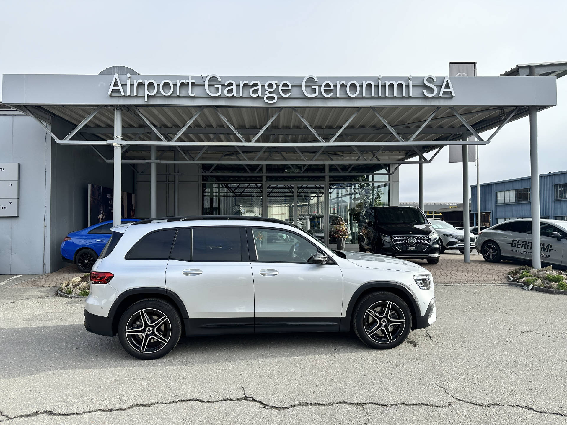 MERCEDES-BENZ GLB 250 AMG Line 4matic