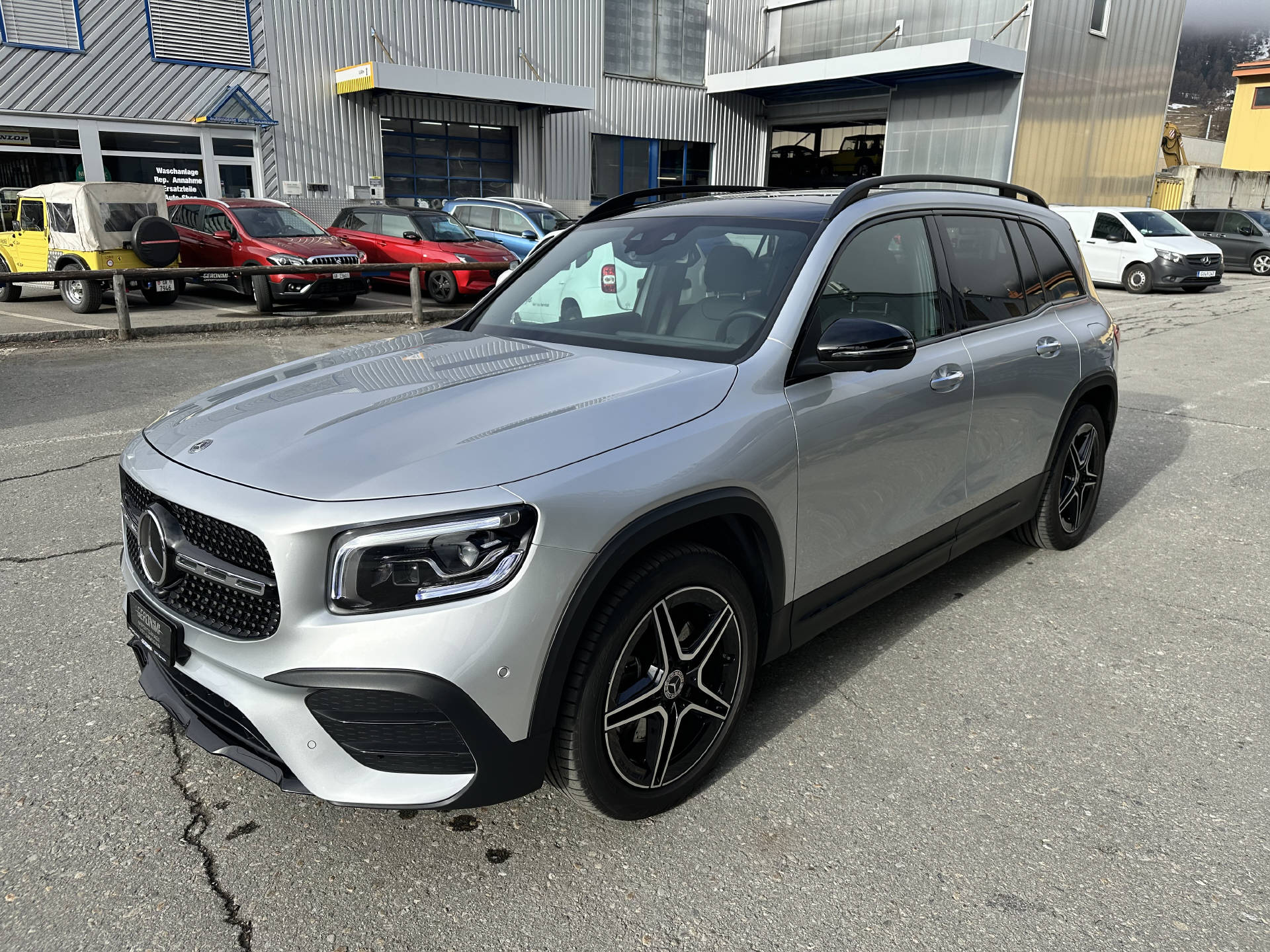 MERCEDES-BENZ GLB 250 AMG Line 4matic - 5