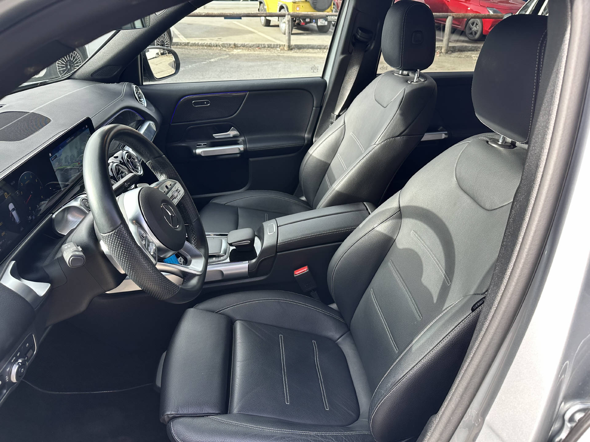 MERCEDES-BENZ GLB 250 AMG Line 4matic - 11