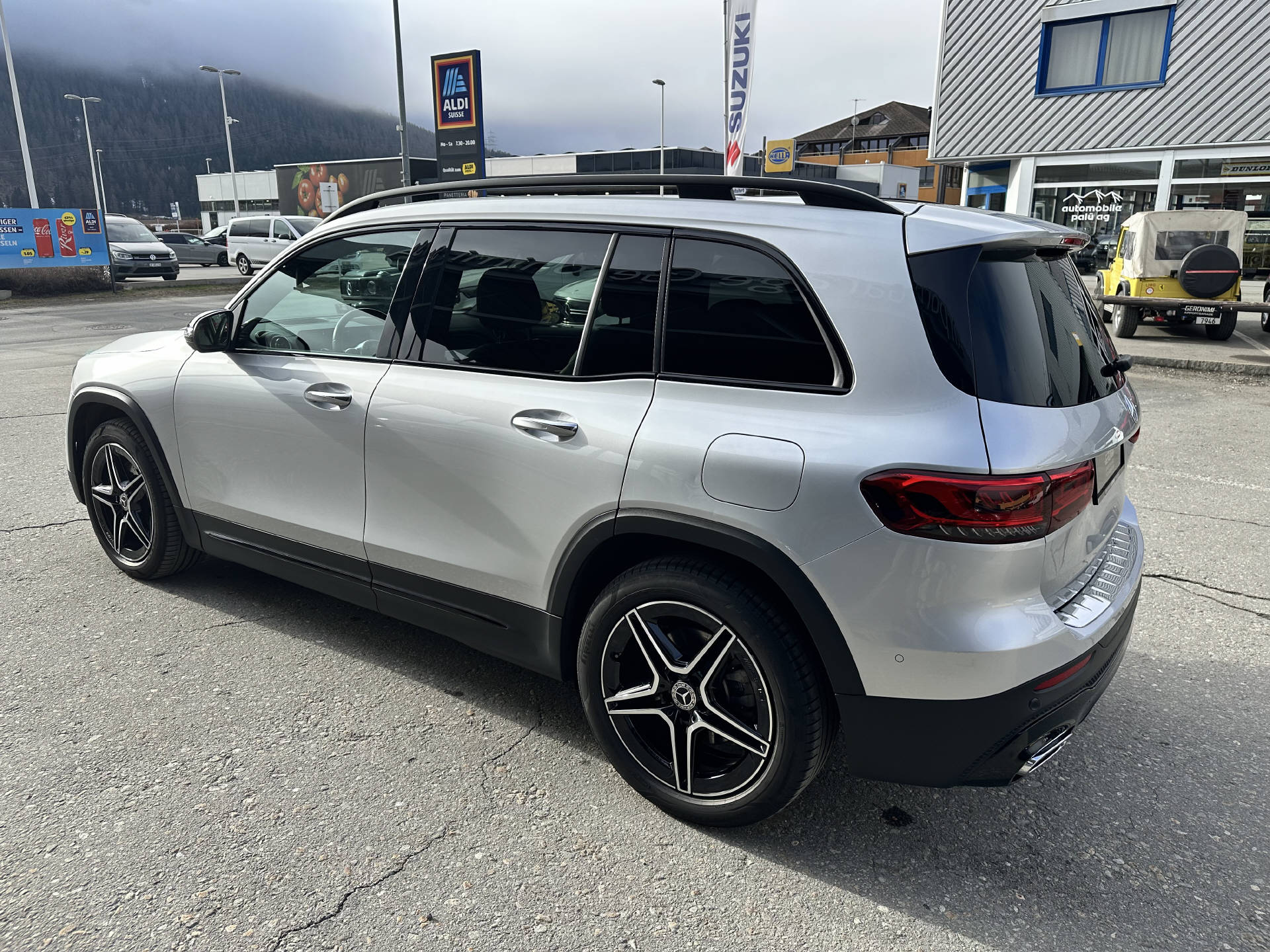 MERCEDES-BENZ GLB 250 AMG Line 4matic - 7