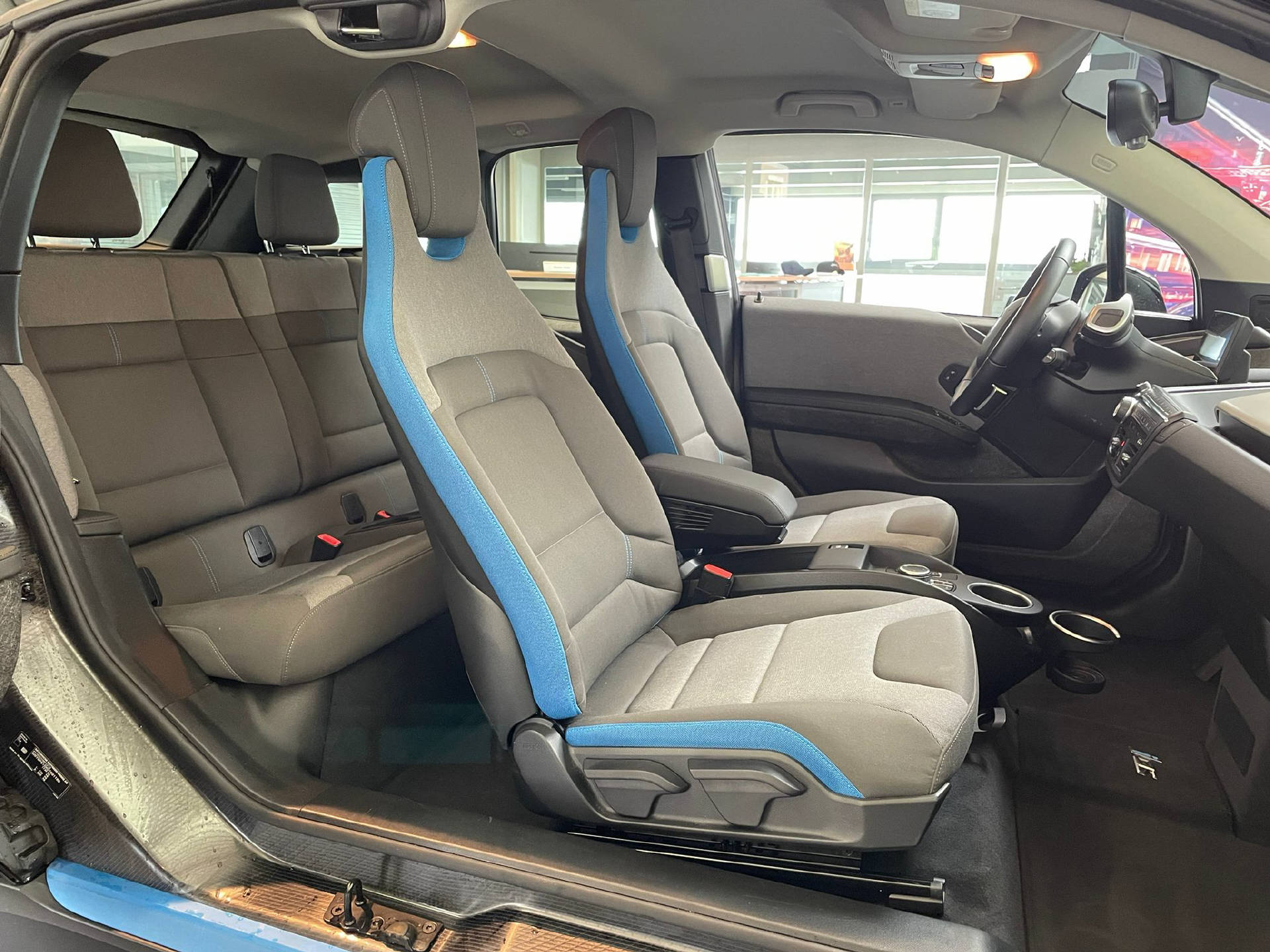 BMW i3 S 120 Ah CH-Fahrzeug-7