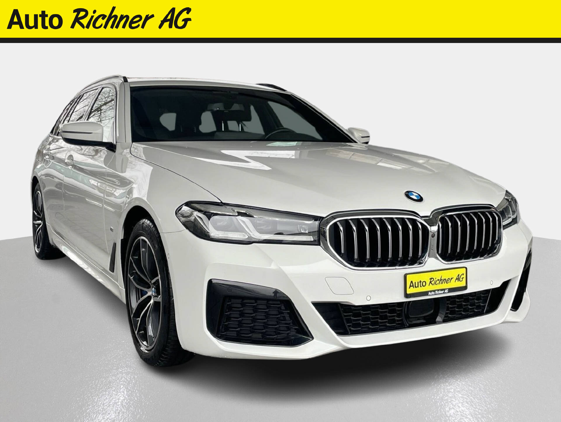 BMW 530e xDrive SAG Touring-0