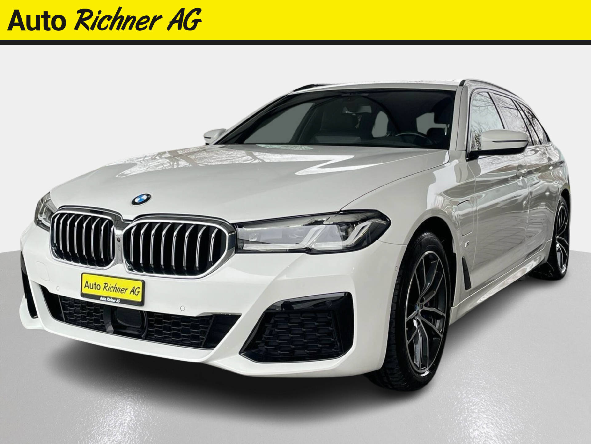 BMW 530e xDrive SAG Touring-1