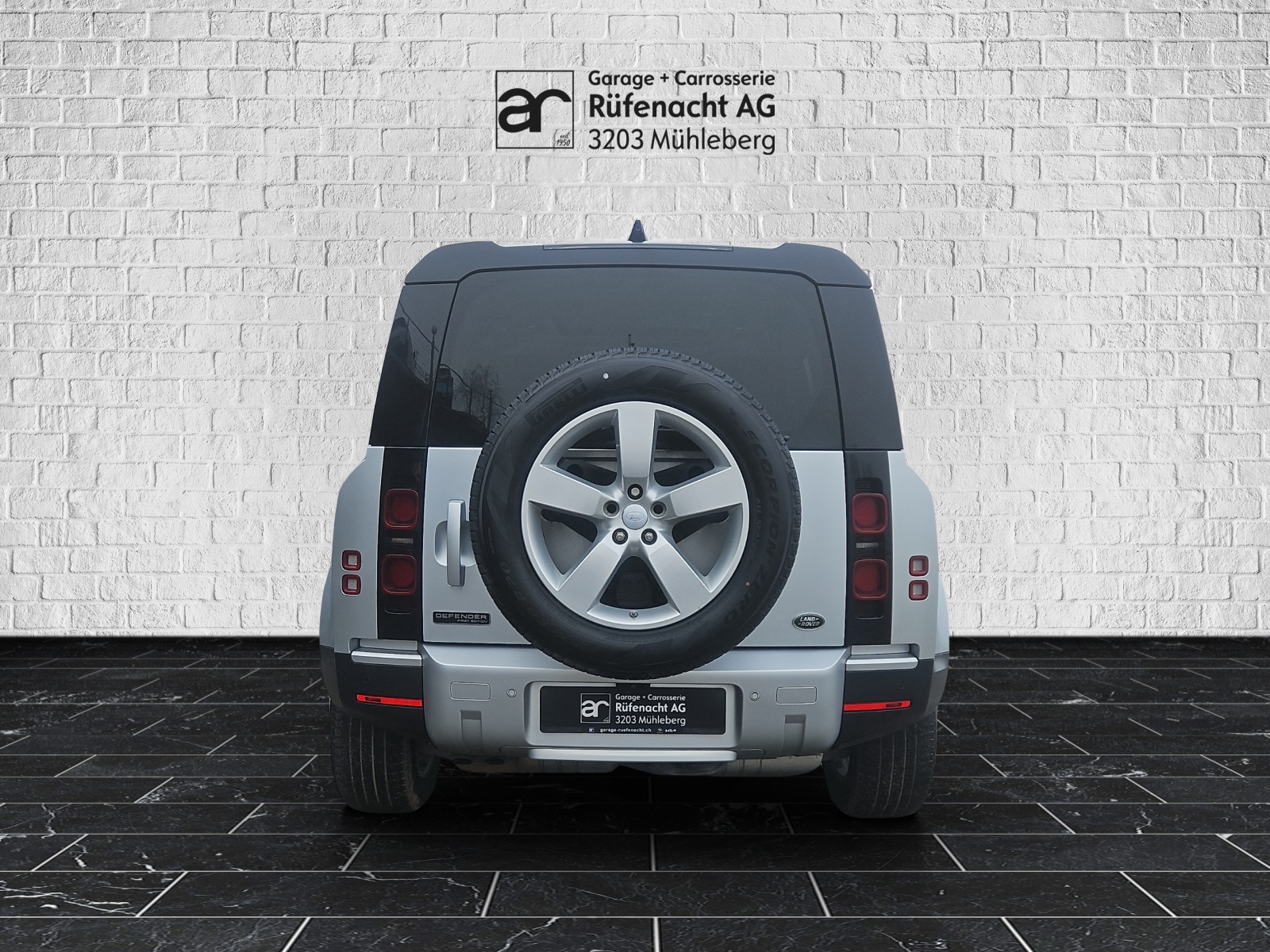 LAND ROVER Defender 110 2.0 SD4 240 First Edition - 4