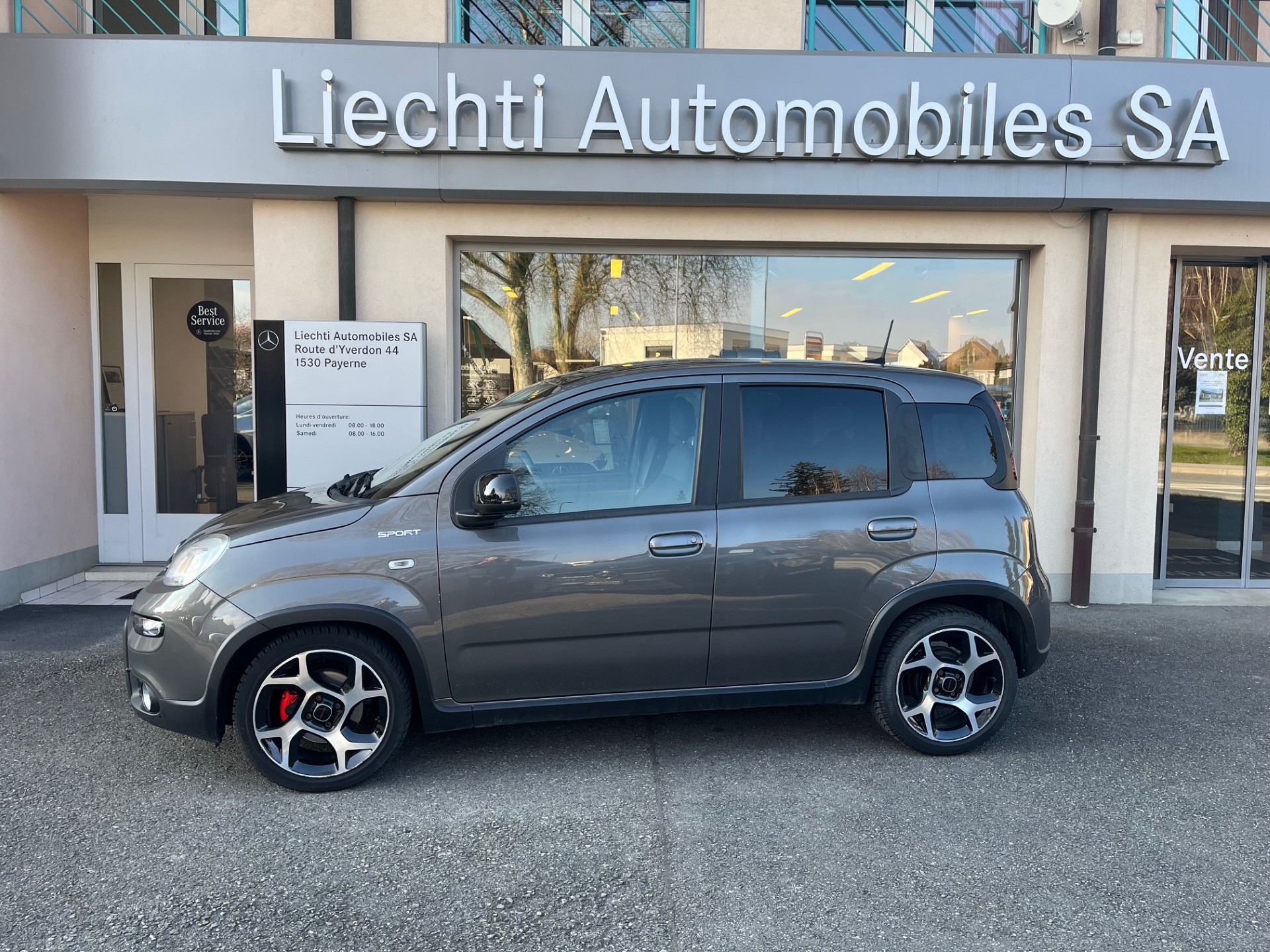 FIAT Panda 1.0 HY 70 Sport - 3