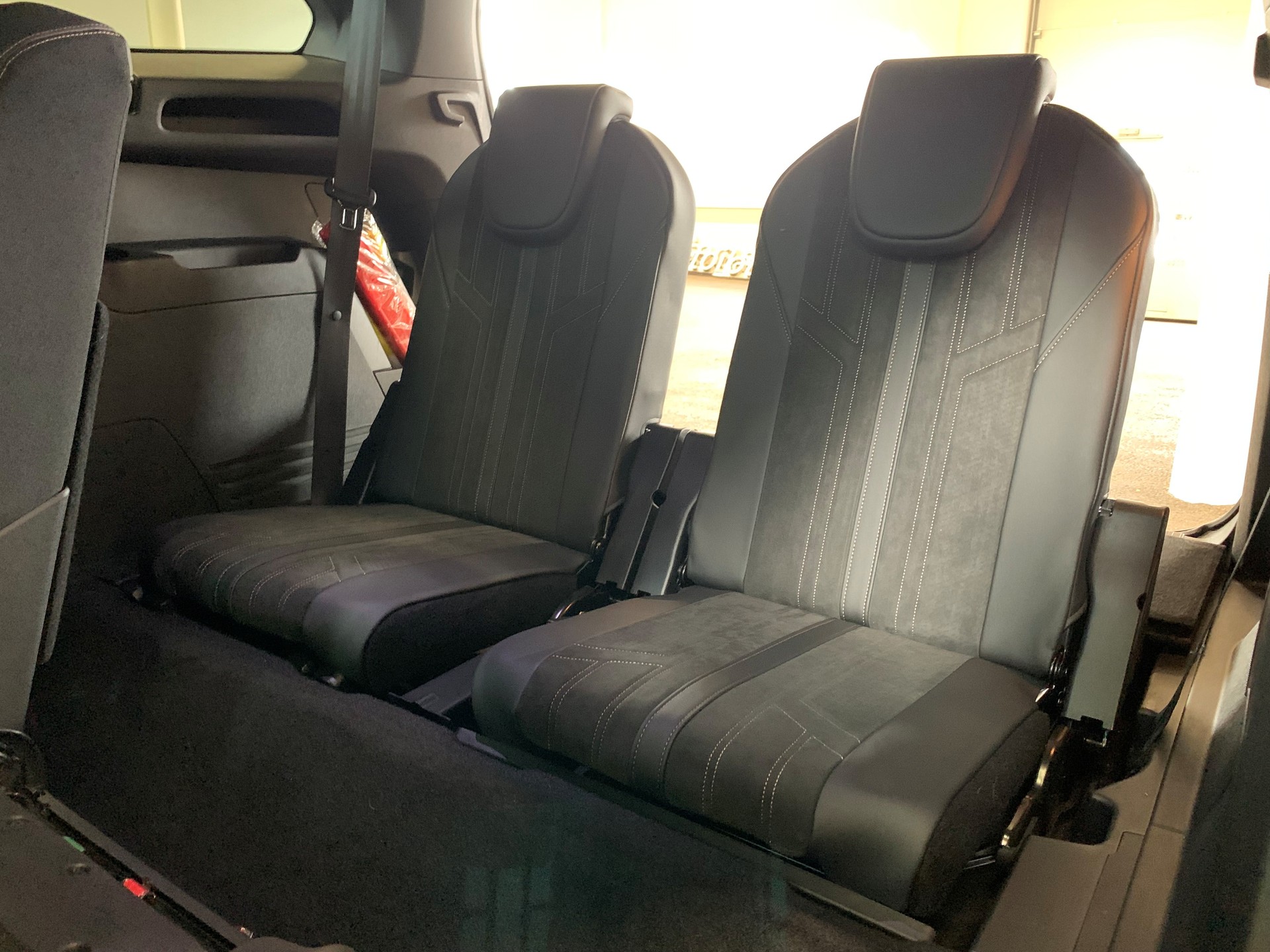 PEUGEOT 5008 1.6 Pure Tech GT Pack EAT8 - 11