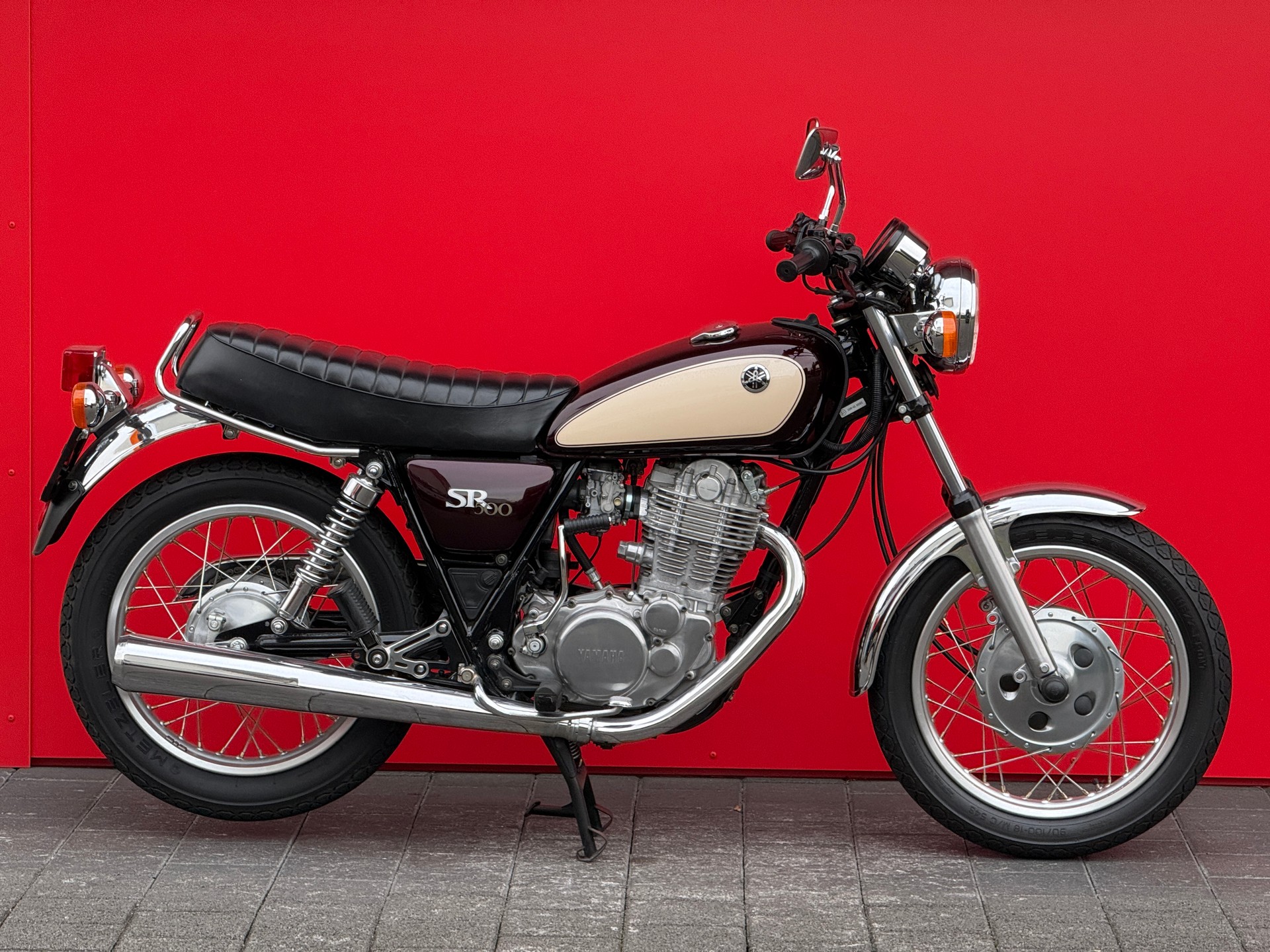 YAMAHA SR 500 - 13