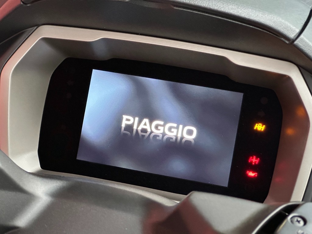 PIAGGIO MP3 530 Exclusive E5+ - 15