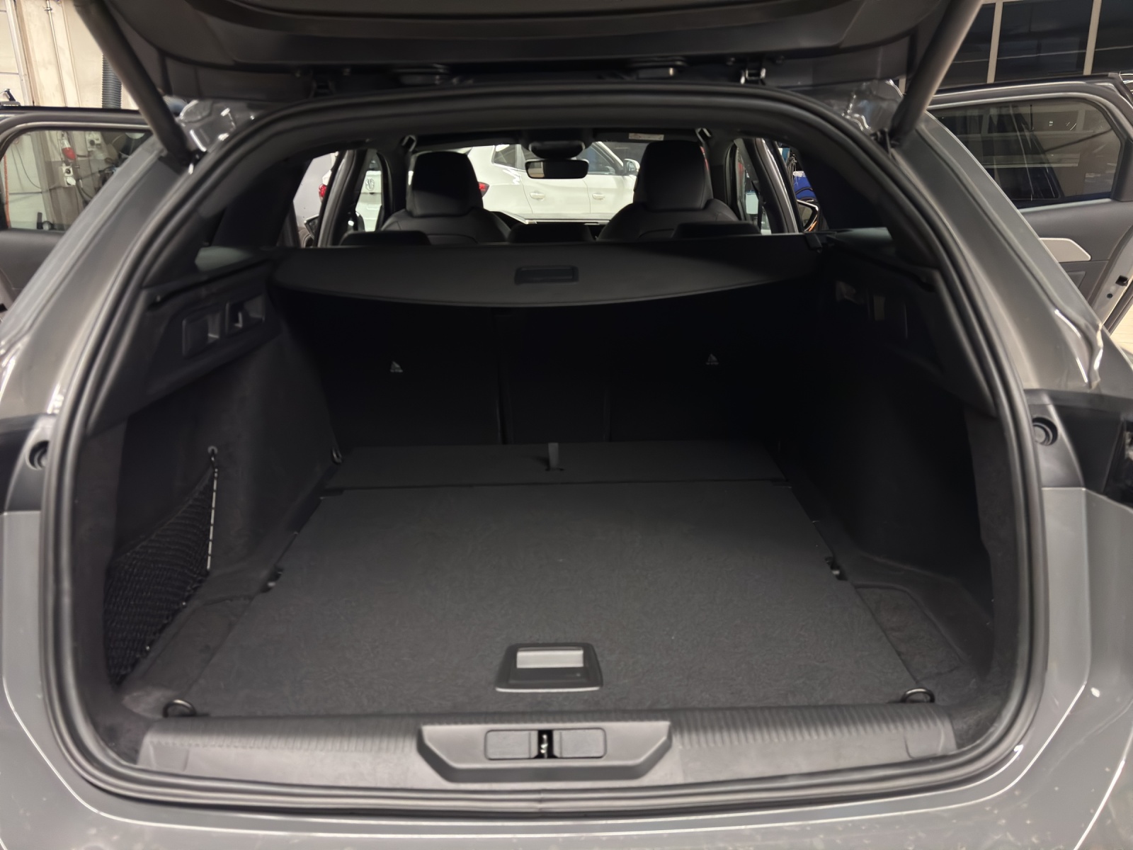 PEUGEOT 308 SW 1.2 Hybrid GT - 6