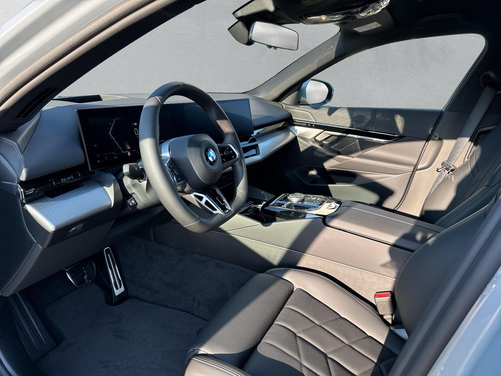 BMW 520d M Sport xDrive Touring G61 (CH) AHK 📍 - 6