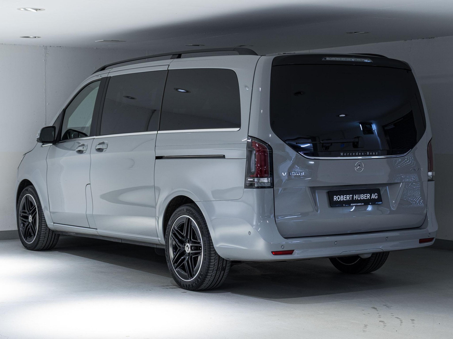 MERCEDES-BENZ V 300 d 4MATIC AVANTGARDE L - 4