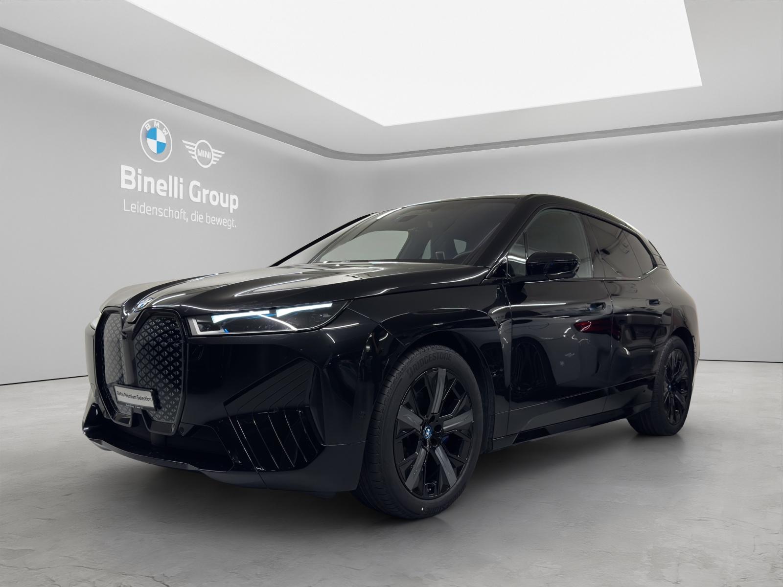 iX xDrive50