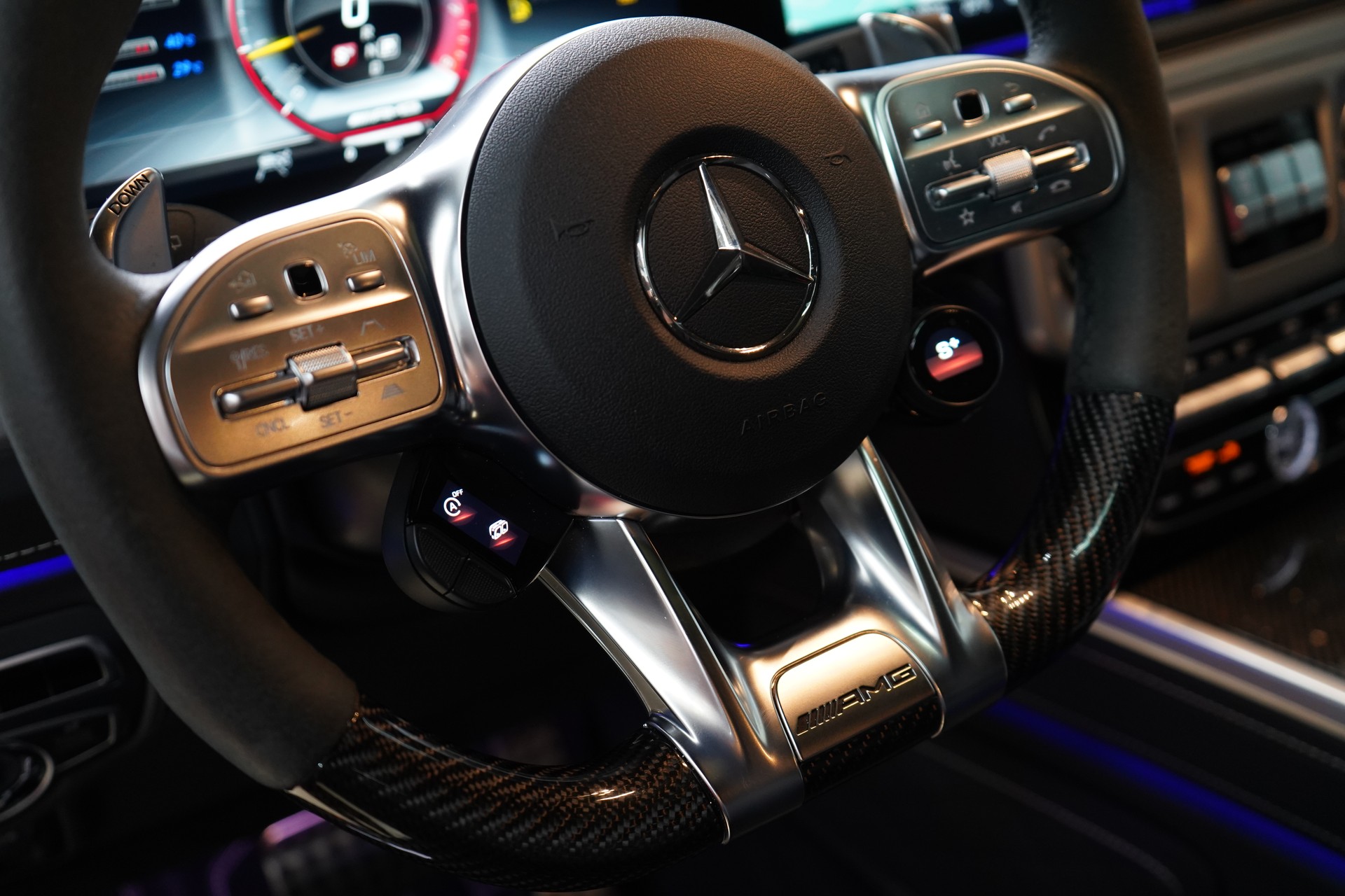 MERCEDES-BENZ G 63 AMG Speedshift Plus G-Tronic * Classic-grau Uni** - 16